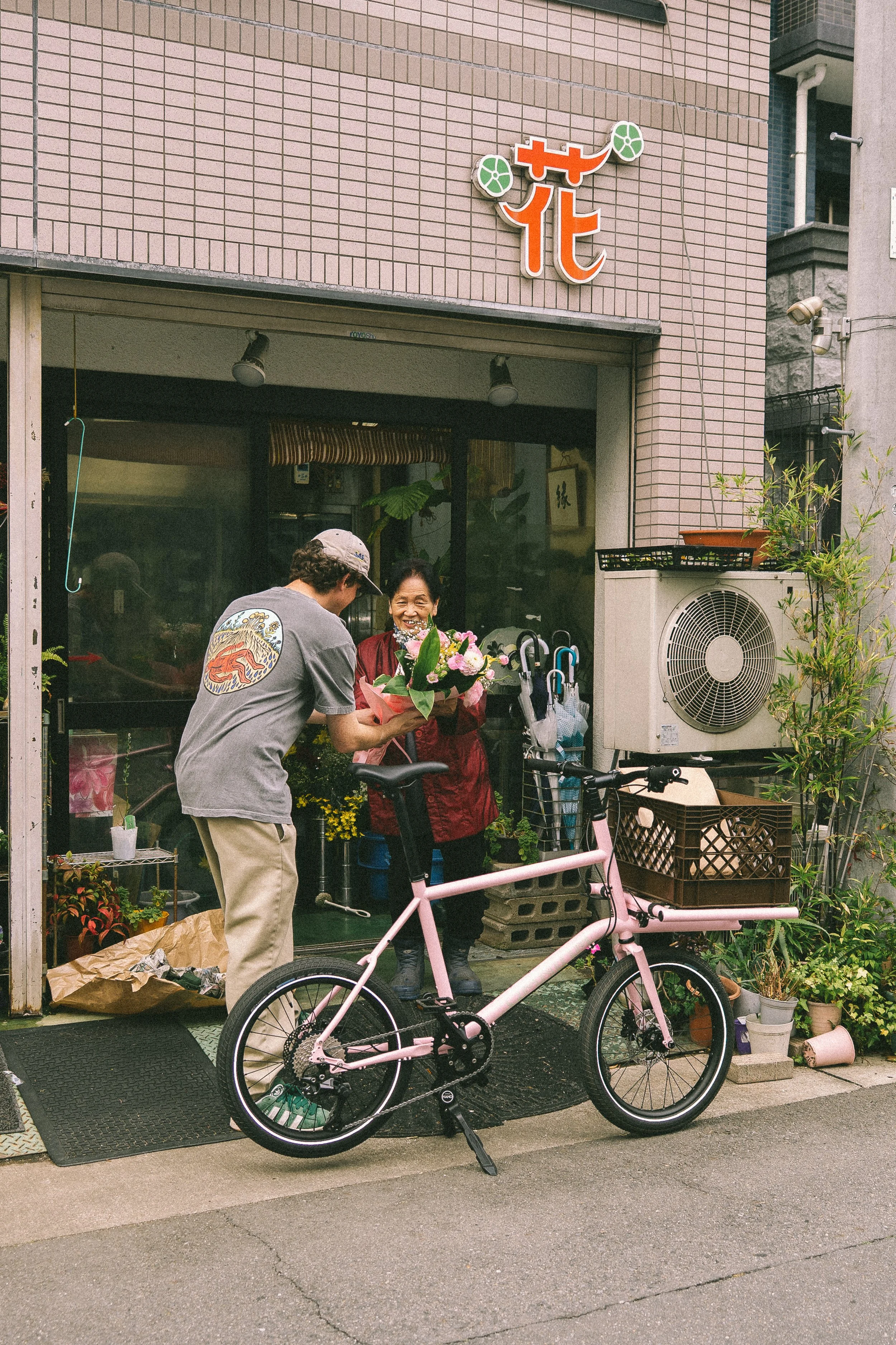 Omnium Nano review Japan Circles first impression tire clearance cargo bike