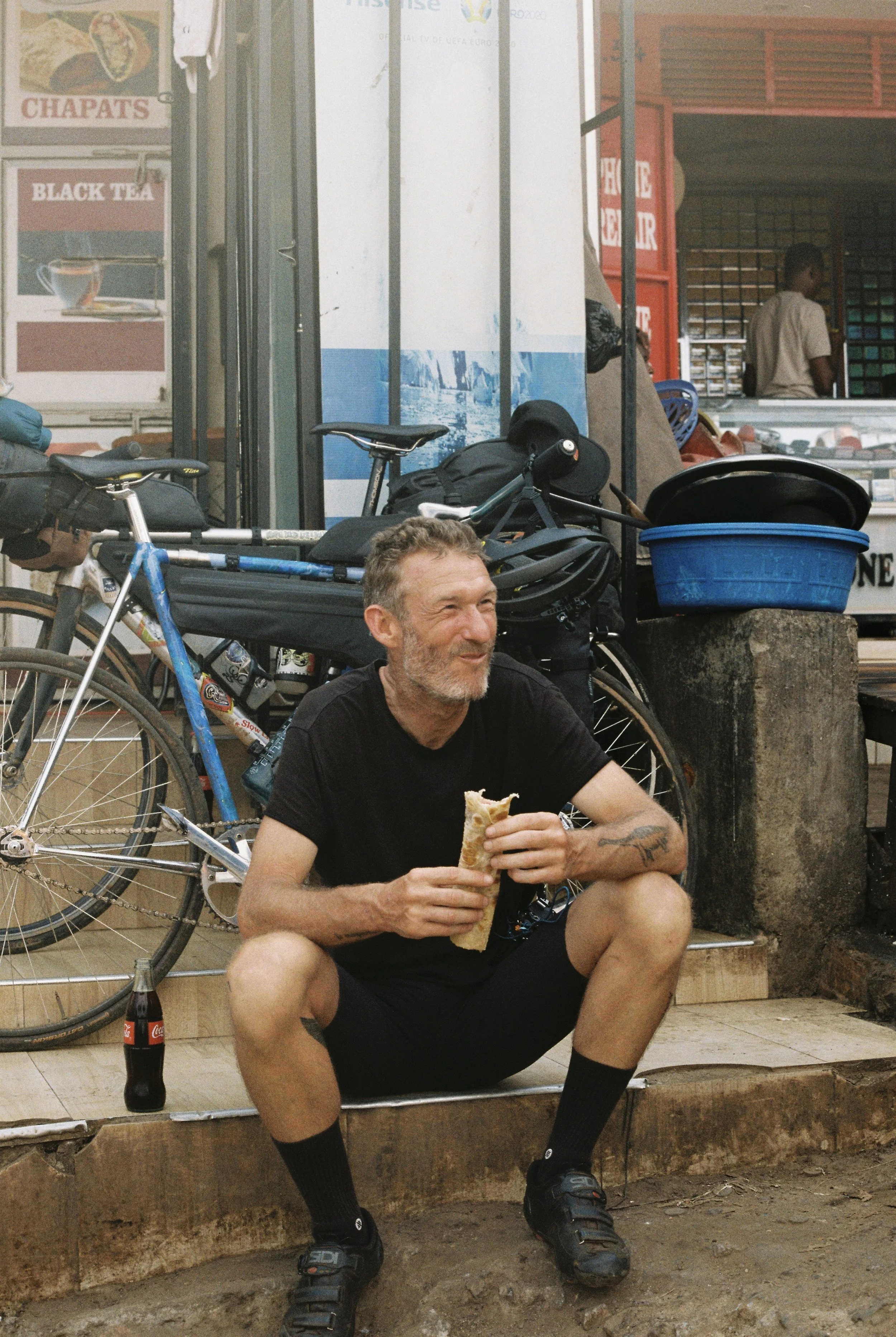 Fixed Gear Tracklopacking Bikepacking Fixed Gear Africa Uganda Film