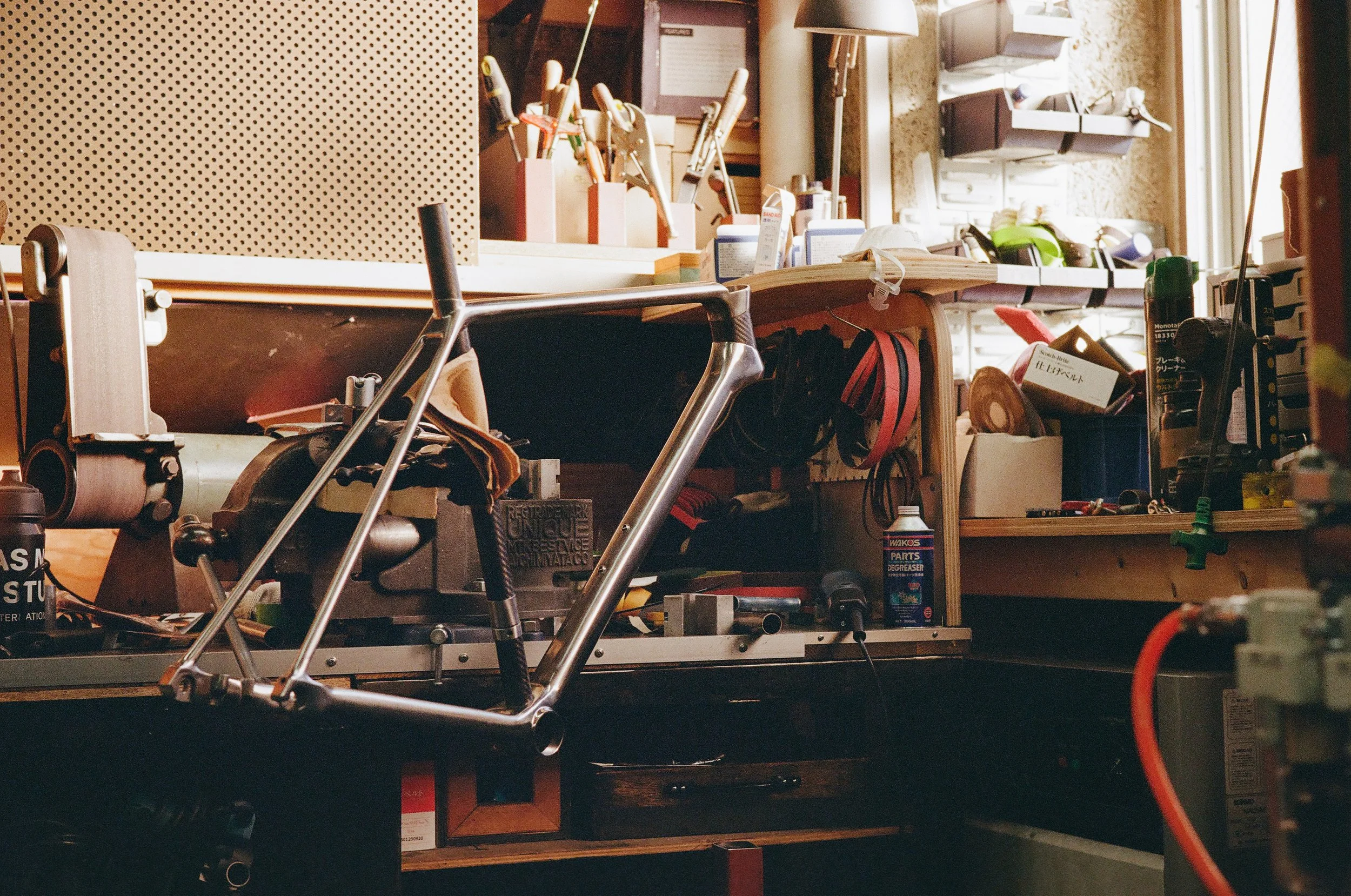 Vladimir Balahovsky  Equilibrium Cycleworks Titanium hand made frame building enve japan review interview
