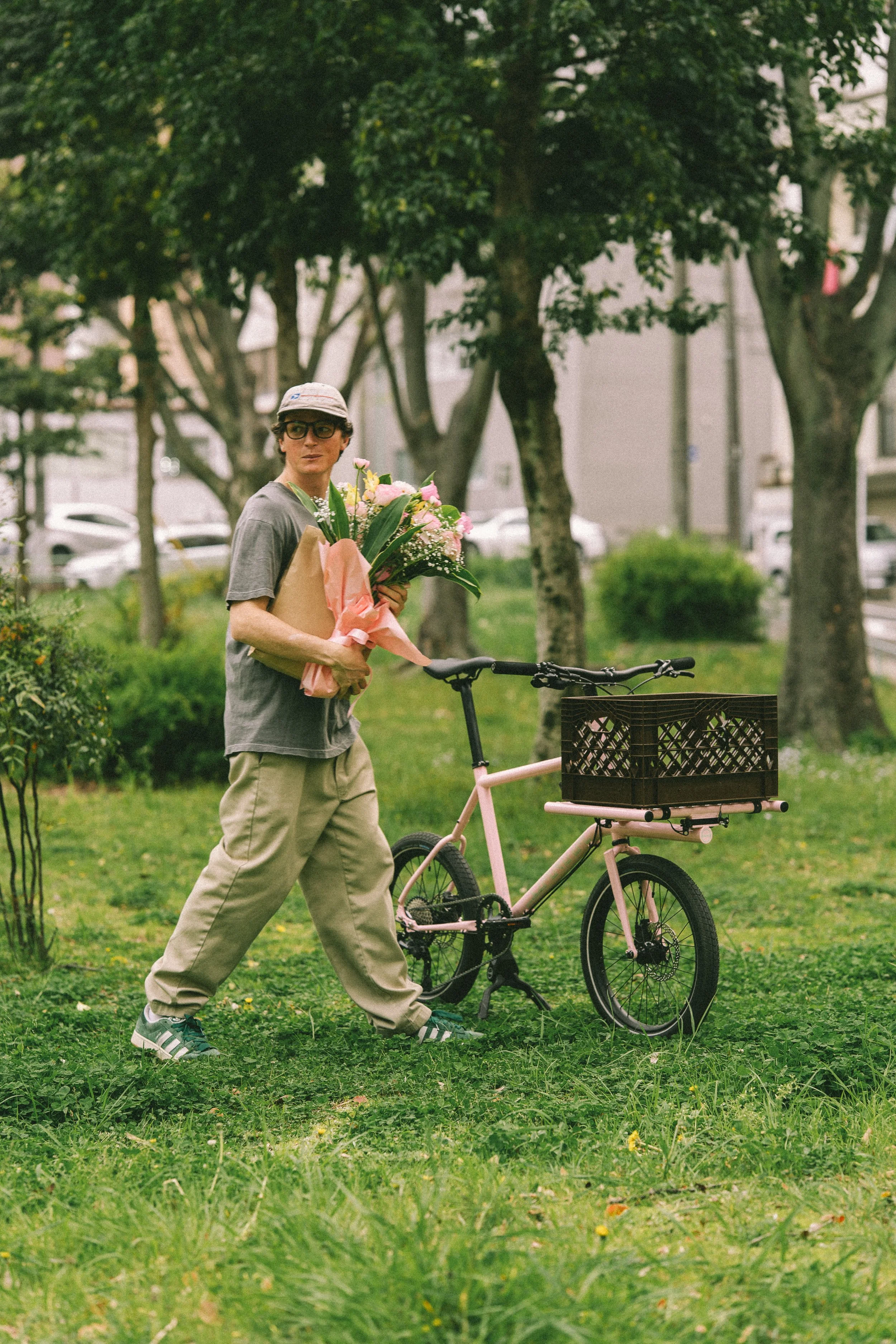 Omnium Nano review Japan Circles first impression tire clearance cargo bike