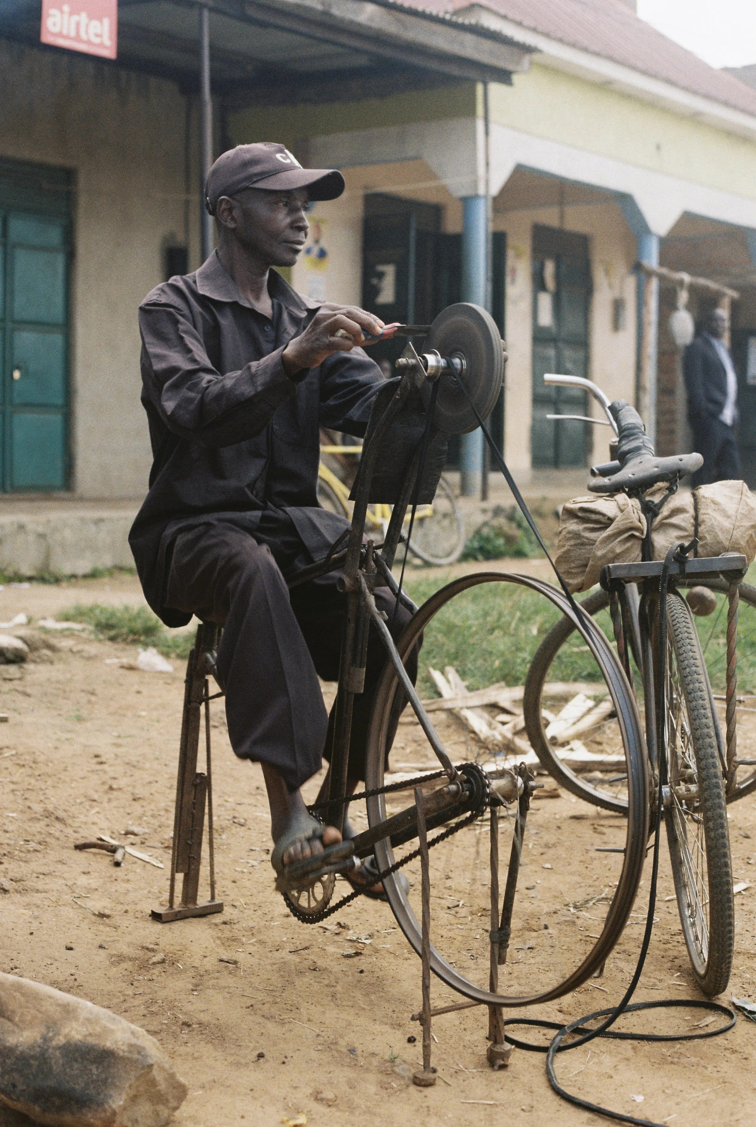 Fixed Gear Tracklopacking Bikepacking Fixed Gear Africa Uganda Film