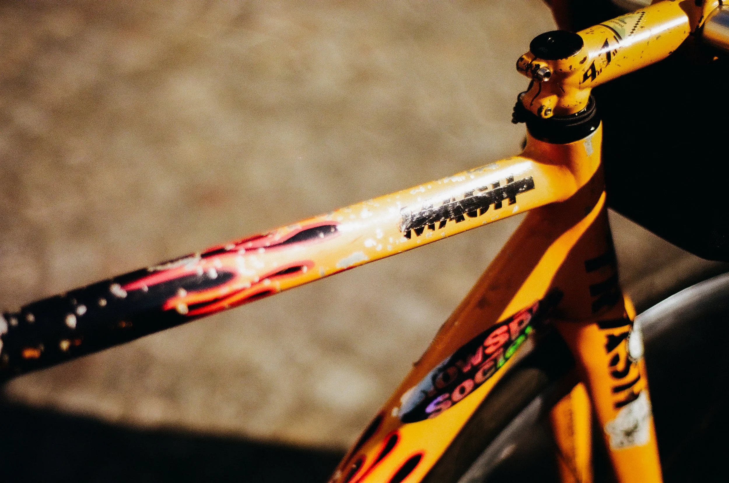Custom painted mash parallax track bike fixed gear parakino Hed belgium chrisking track hub mavic cosmic thomson simworks sugino 75 daily rat bike trash bike
