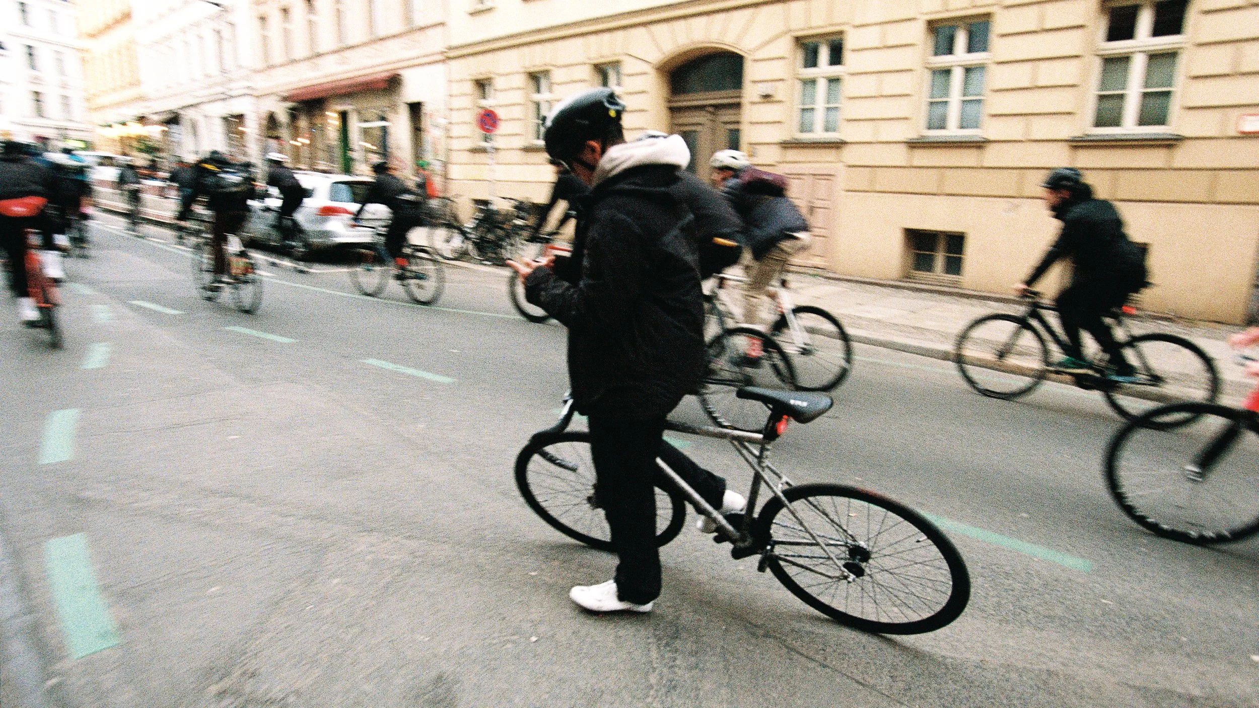 Rad Race Last Wo/Man Standing Berlin 2026 film photography fixed gear track bike