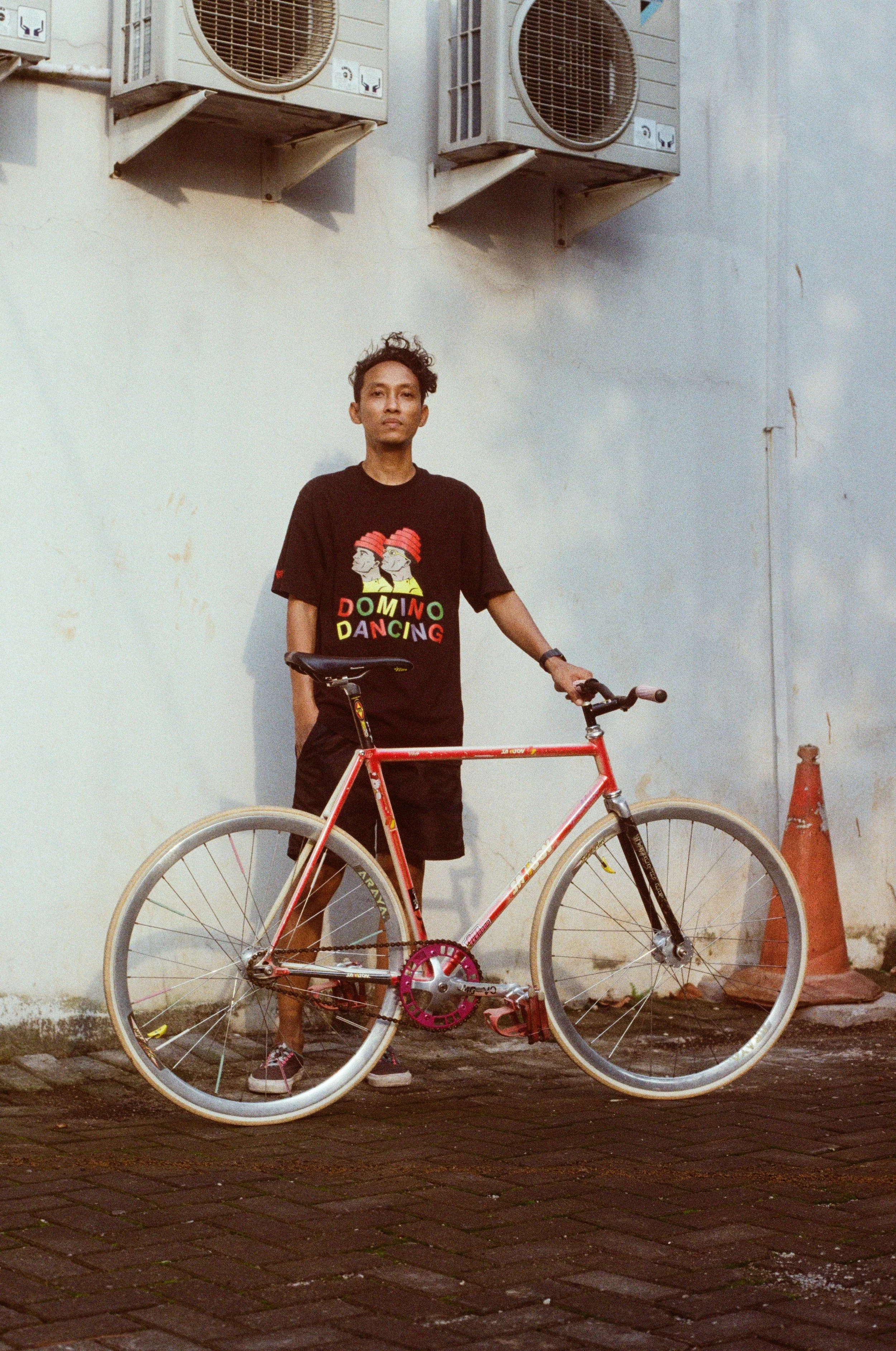 Samson Illusion Fixed gear track bike Sakura Fade NJS Japan Araya super aero campagnolo super pista record salsa stem phil wood