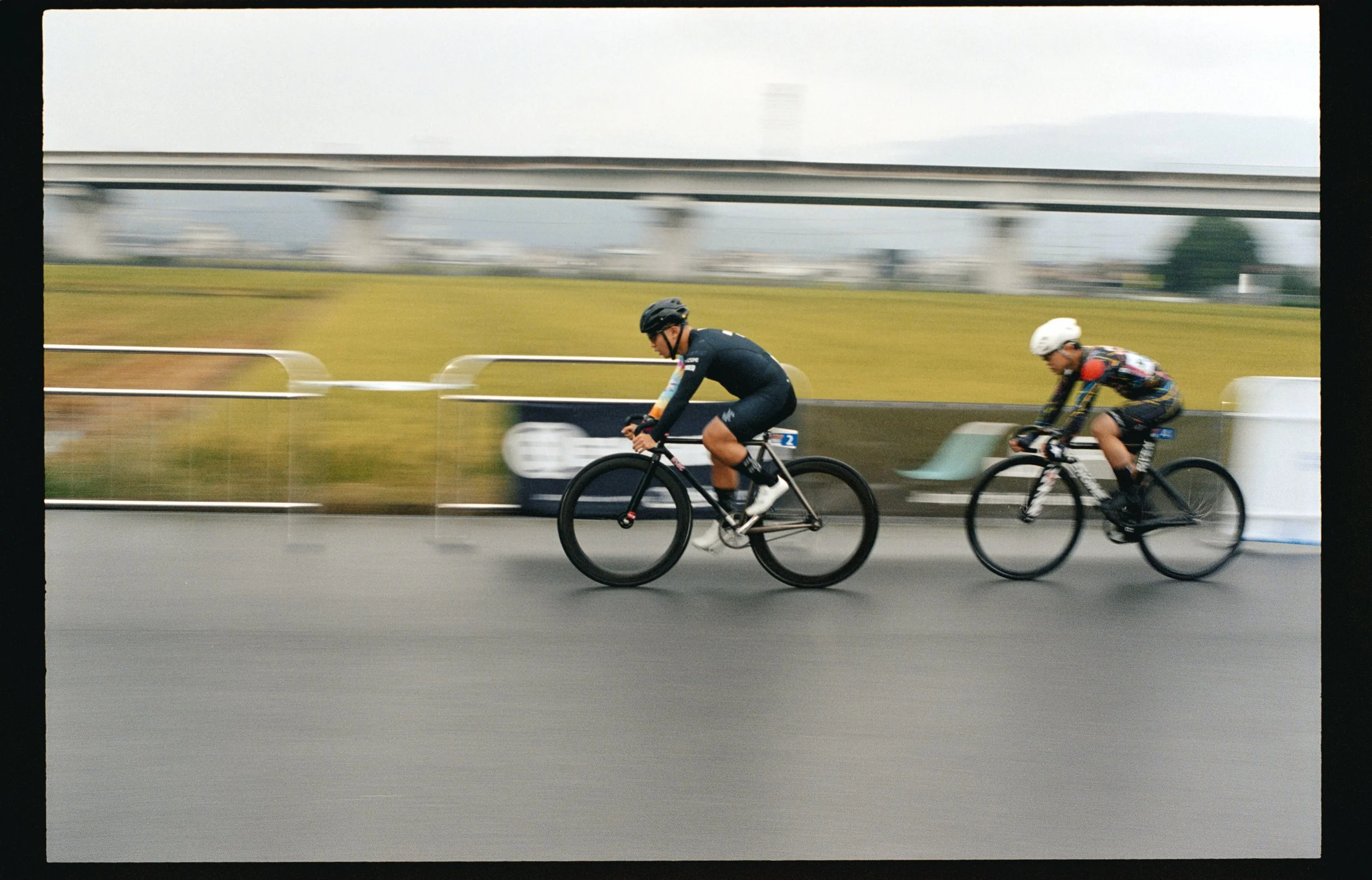 Fixed Gear Criterium track bike race Sfidare Crit BSBC Stratos Black Socks Bicycle Club Japan Tokyo NJS