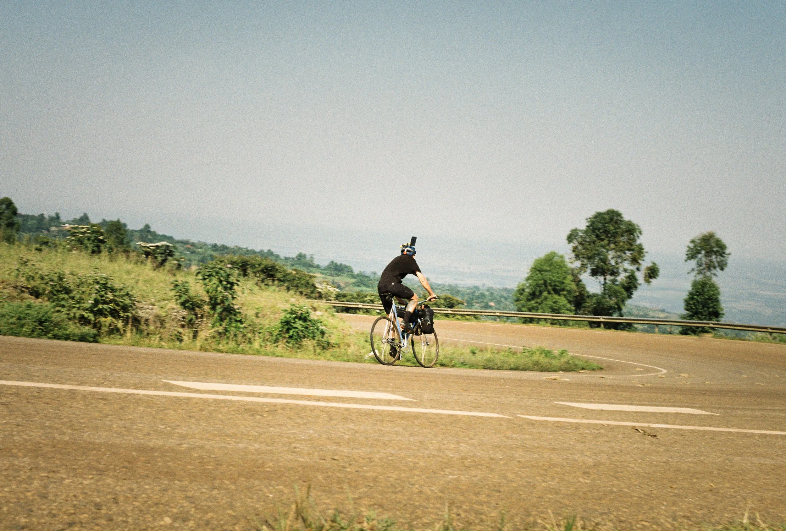 Fixed Gear Tracklopacking Bikepacking Fixed Gear Africa Uganda Film