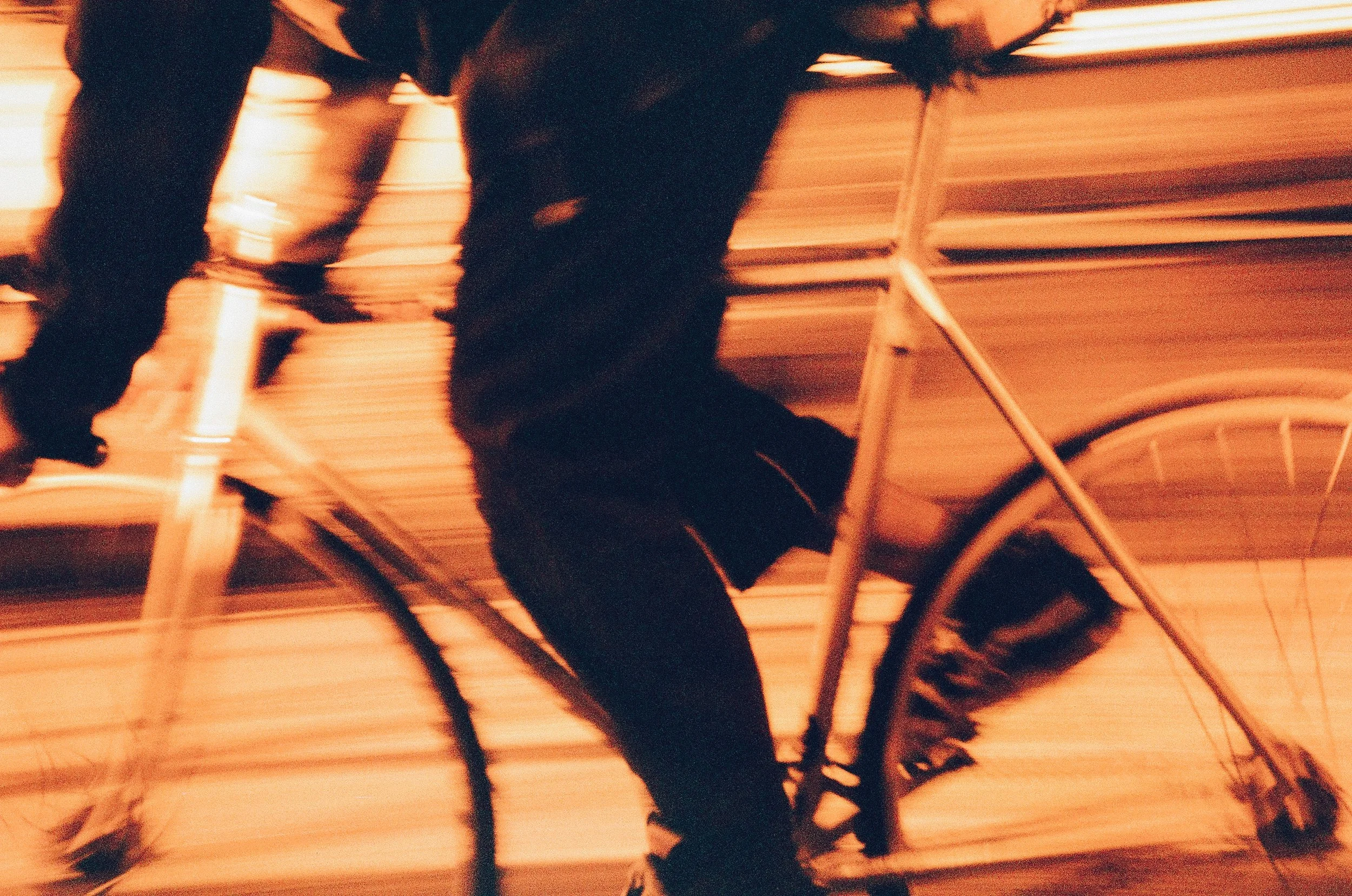 Harman Red 125 Review Film photography fixed gear criterium rust out Japan