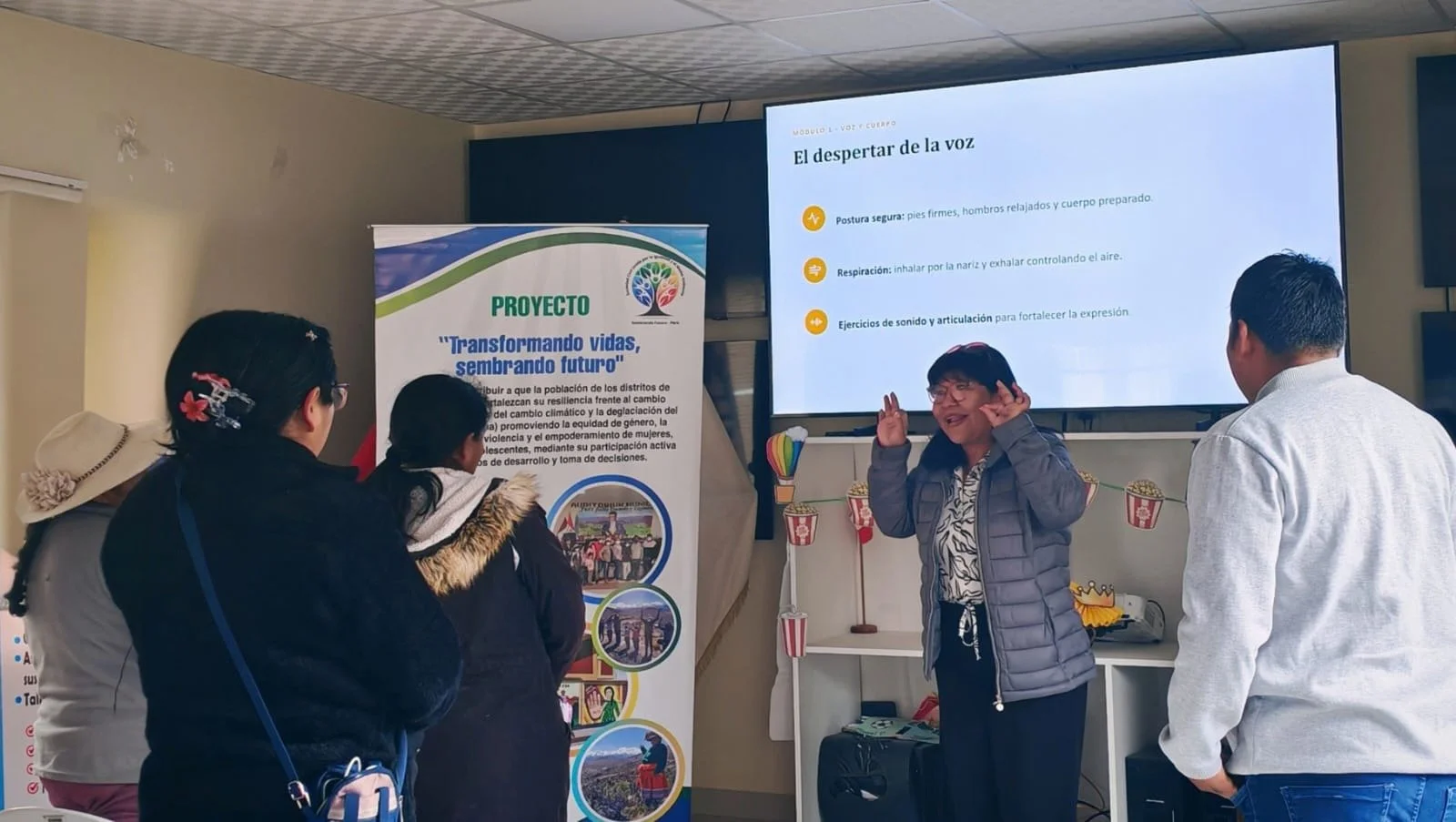 Peru: Lokala ledare deltar i retorikutbildning för att stärka sina röster