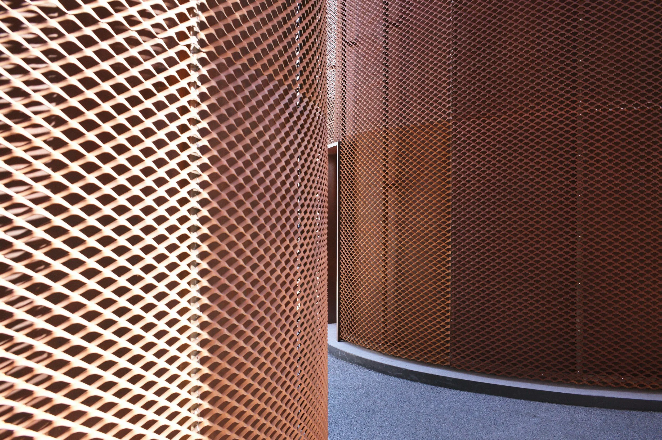Expanded Metal Facade Panels Singapore: Specifier's Guide for Architects and Contractors