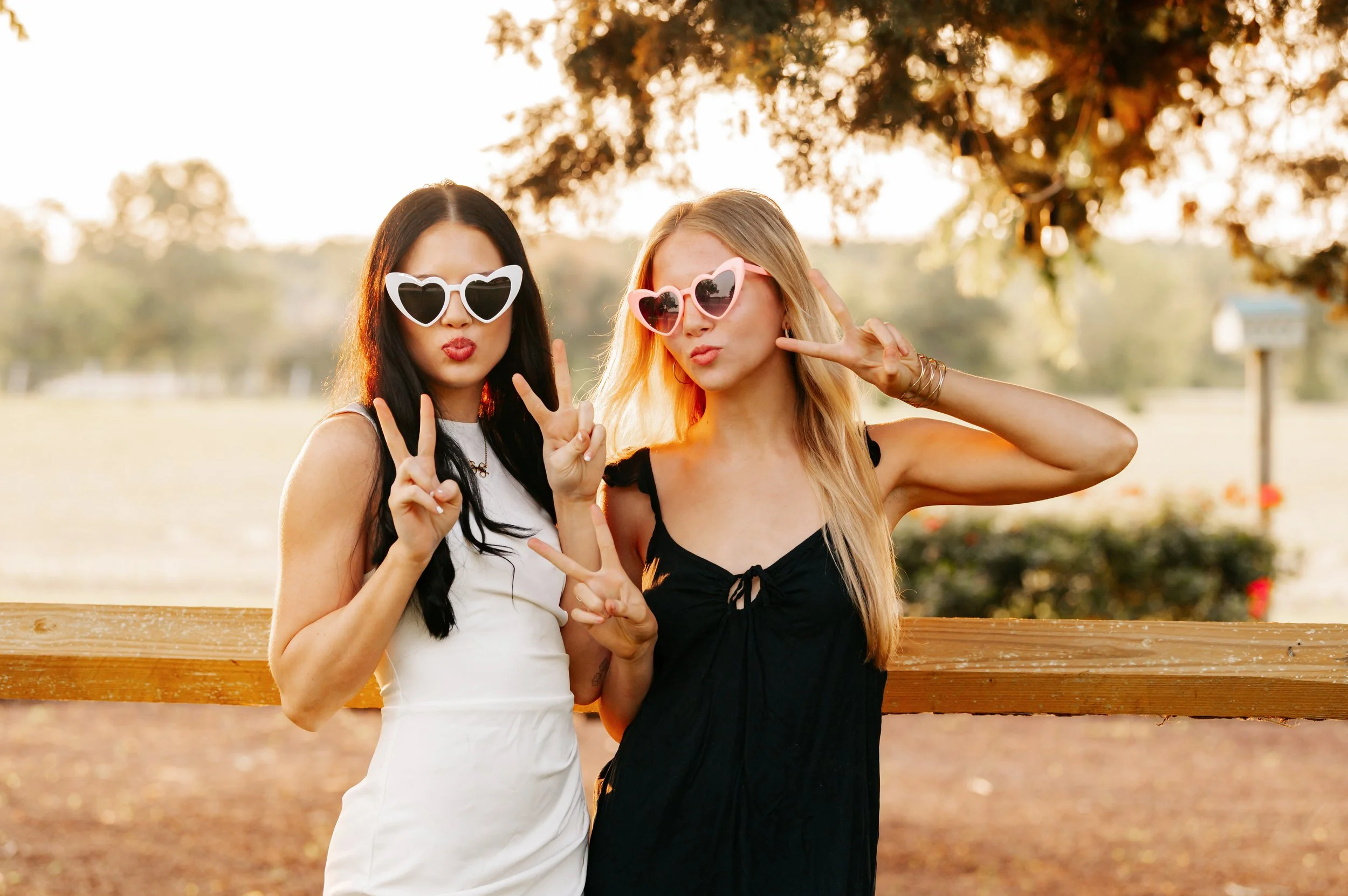 Williams Sisters Seniors 2025 (183).jpg