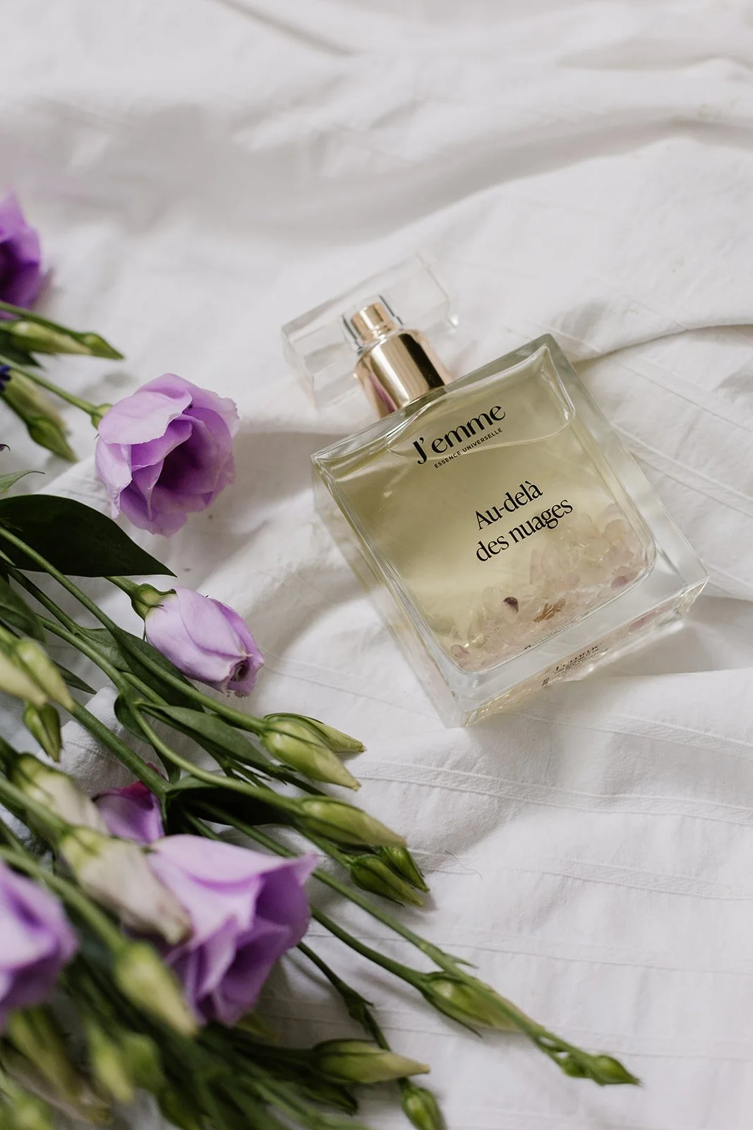 parfum naturel émotion harmonie J’emme Parfums à l'iris et encens améthyste pour le chakra coronal