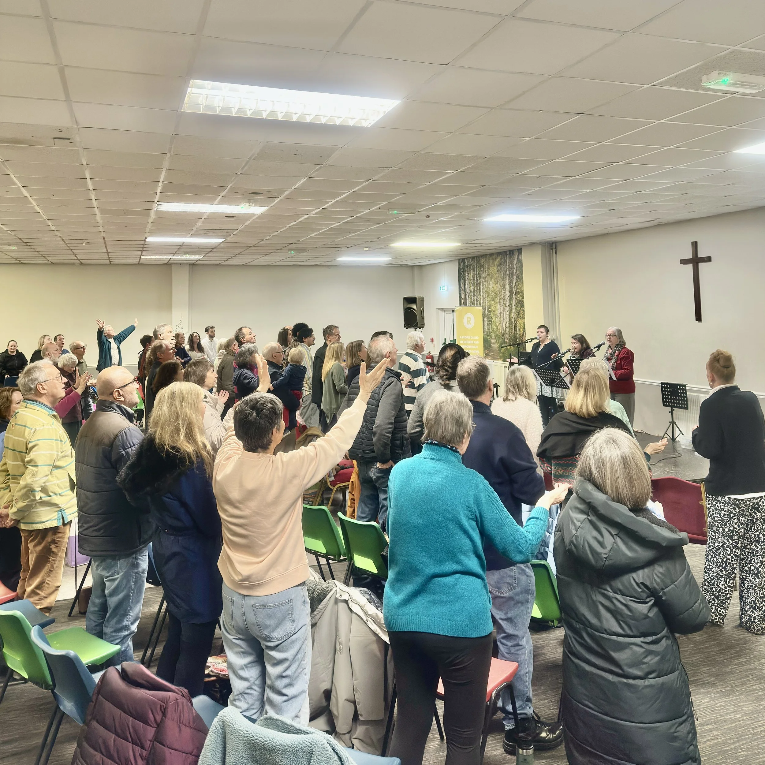 congregation2.jpg
