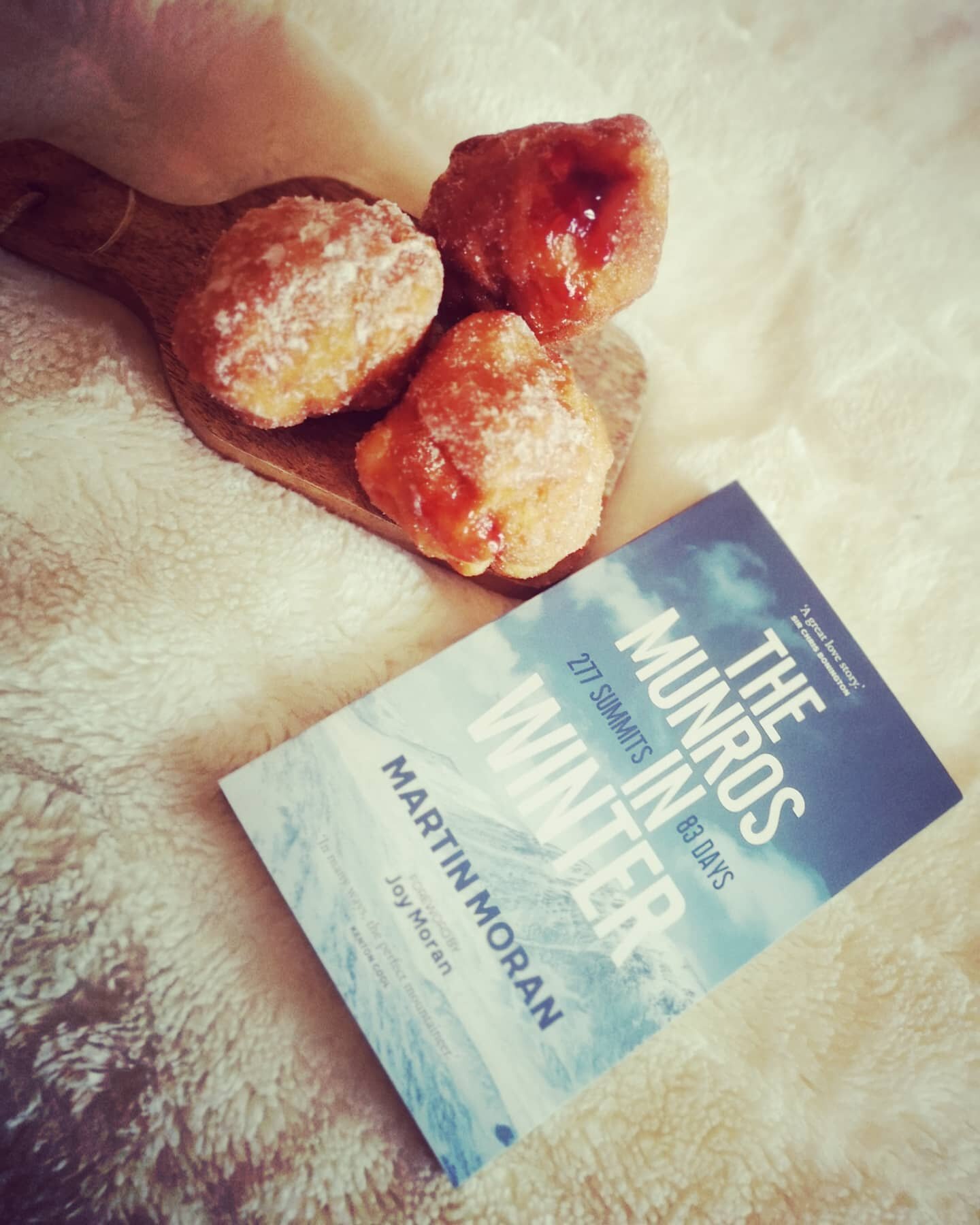 #sunday is a day for starting a new #book &amp; inhaling some #homemade #doughnuts 

I only got to meet Martin once but his love and passion for the mountains, as well as the love for his family has left a lasting impact on me which I'll never forget