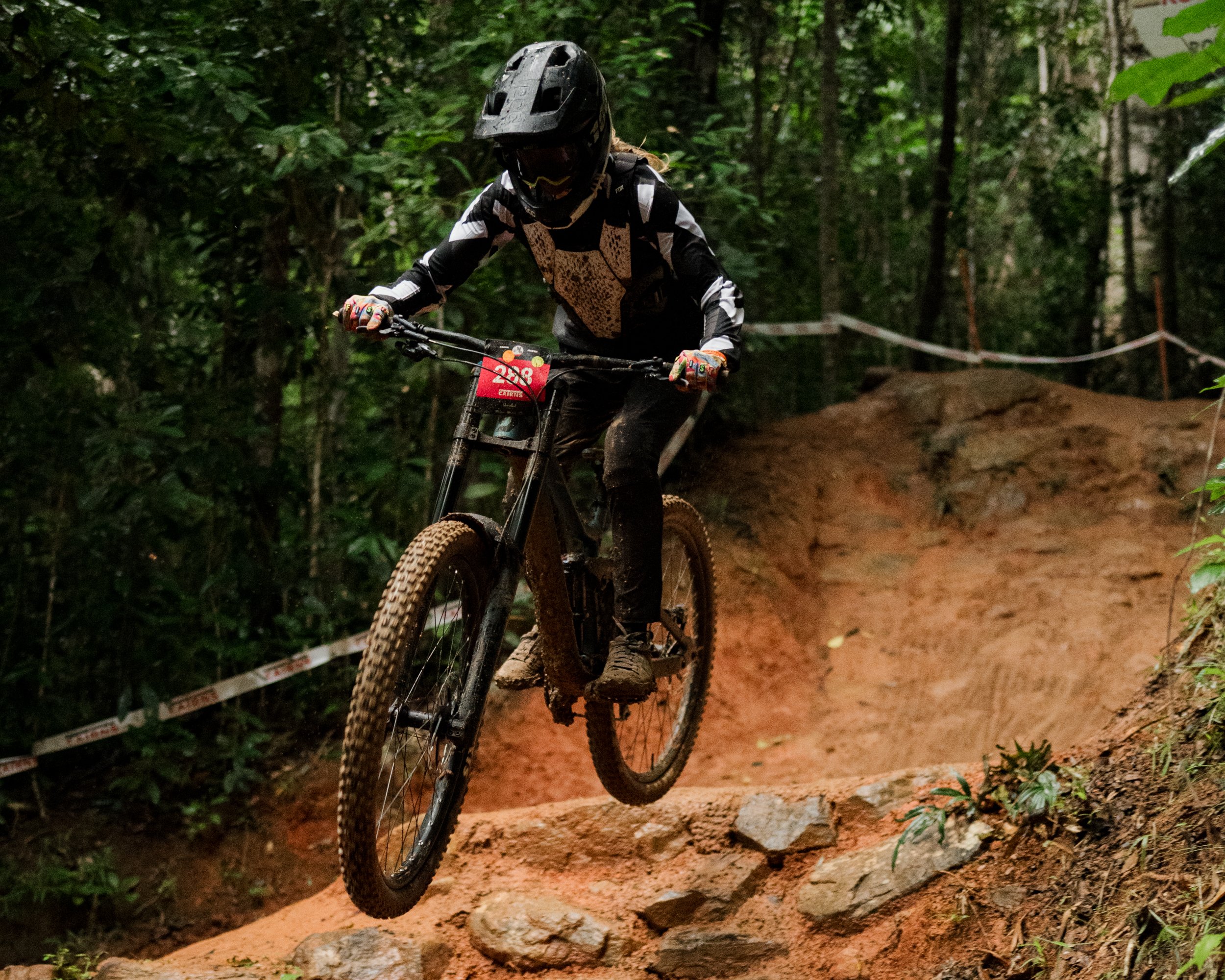 Downhill-6.jpg