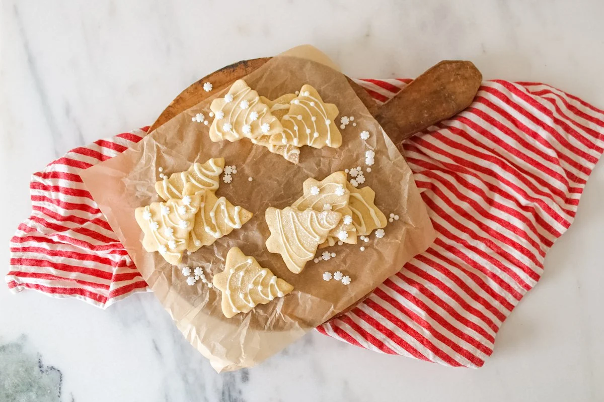 Easy Vanilla Bean Sugar Cookies — Elizabeth Raybould