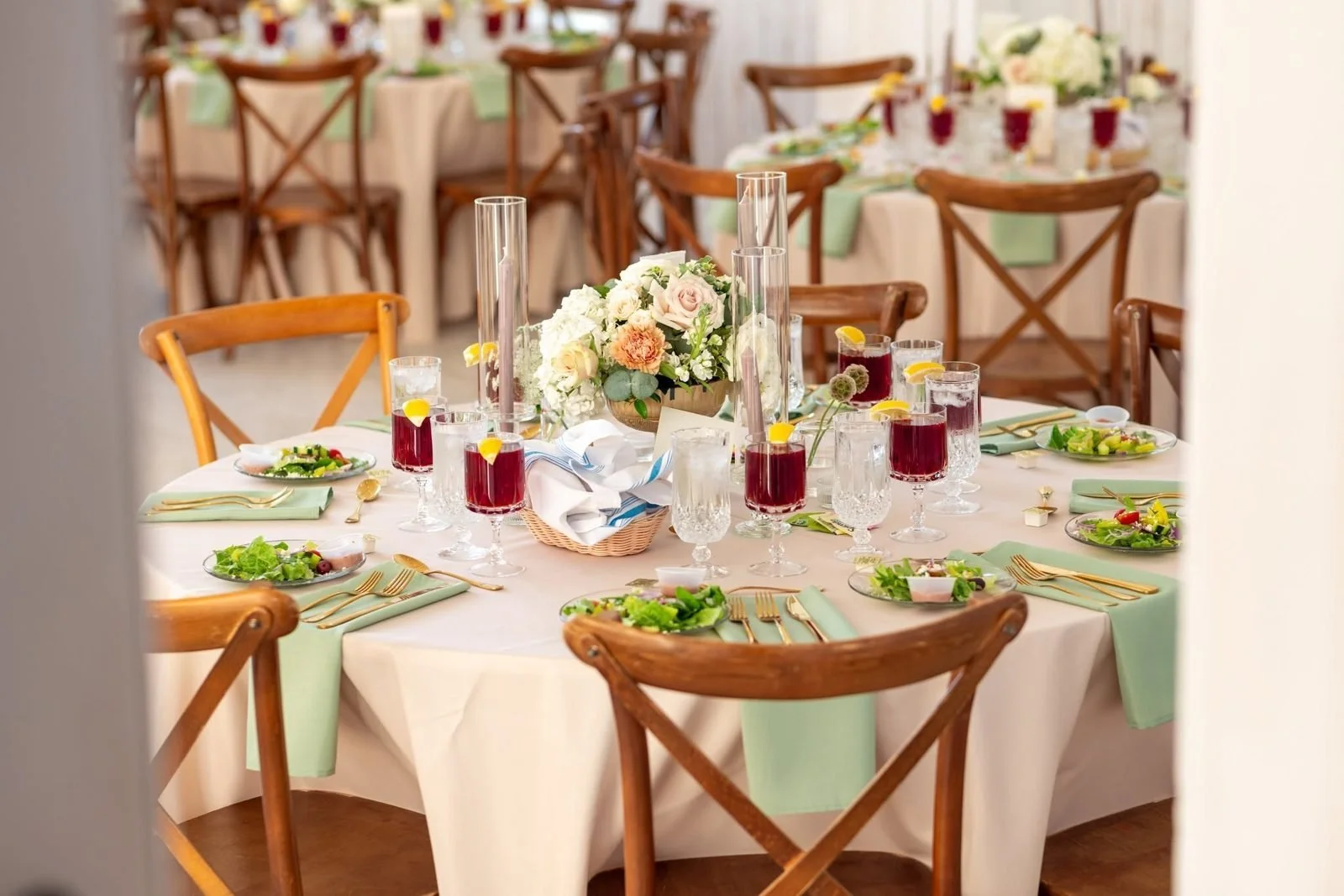 01-reception-table-setting.jpg