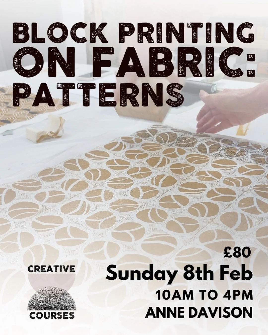 My next blockprinting workshop @creativecourseskent is coming up soon and there are still some spaces left.
Book through my website or link in bio. #workshop #blockprint #faversham #repeatpattern #blockprintingonfabric