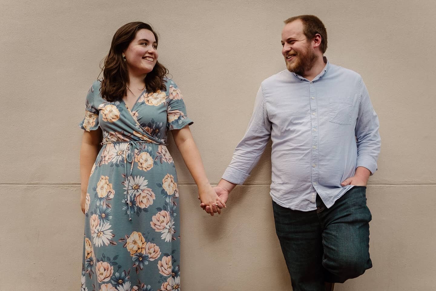 &quot;Yeah, you got that somethin'
I think you'll understand
When I feel that somethin'
I want to hold your hand&quot;
.
.
#thebeatles #beatleslyrics  #letsholdhands #bettertogether #couplesinlove #alexandriava #oldtownalexandria #virginiaphotographe