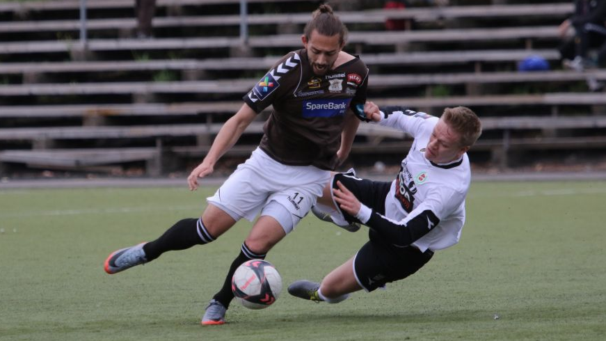 Simon Bahrami Bjerknes vil bli med videre