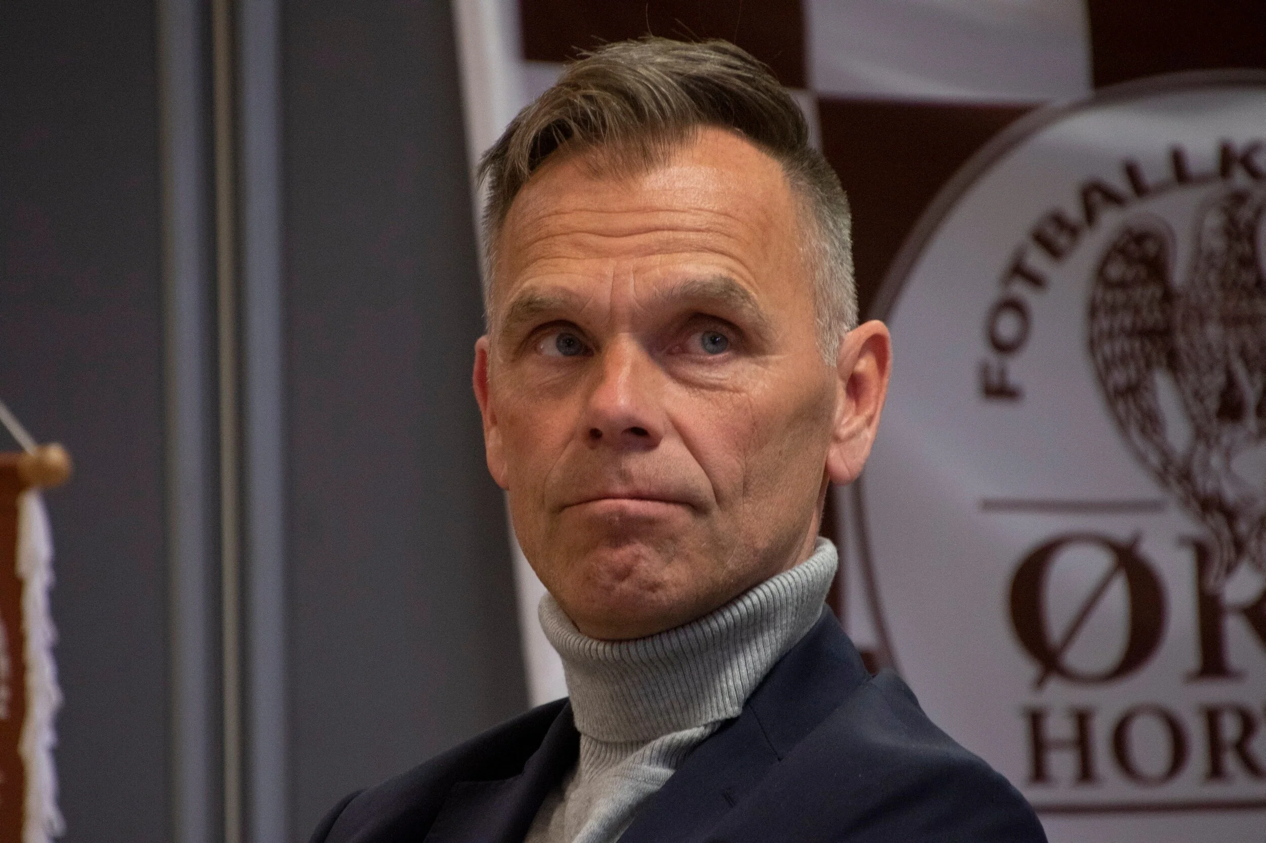 LYSTLUNDEN STADION NESTE UT