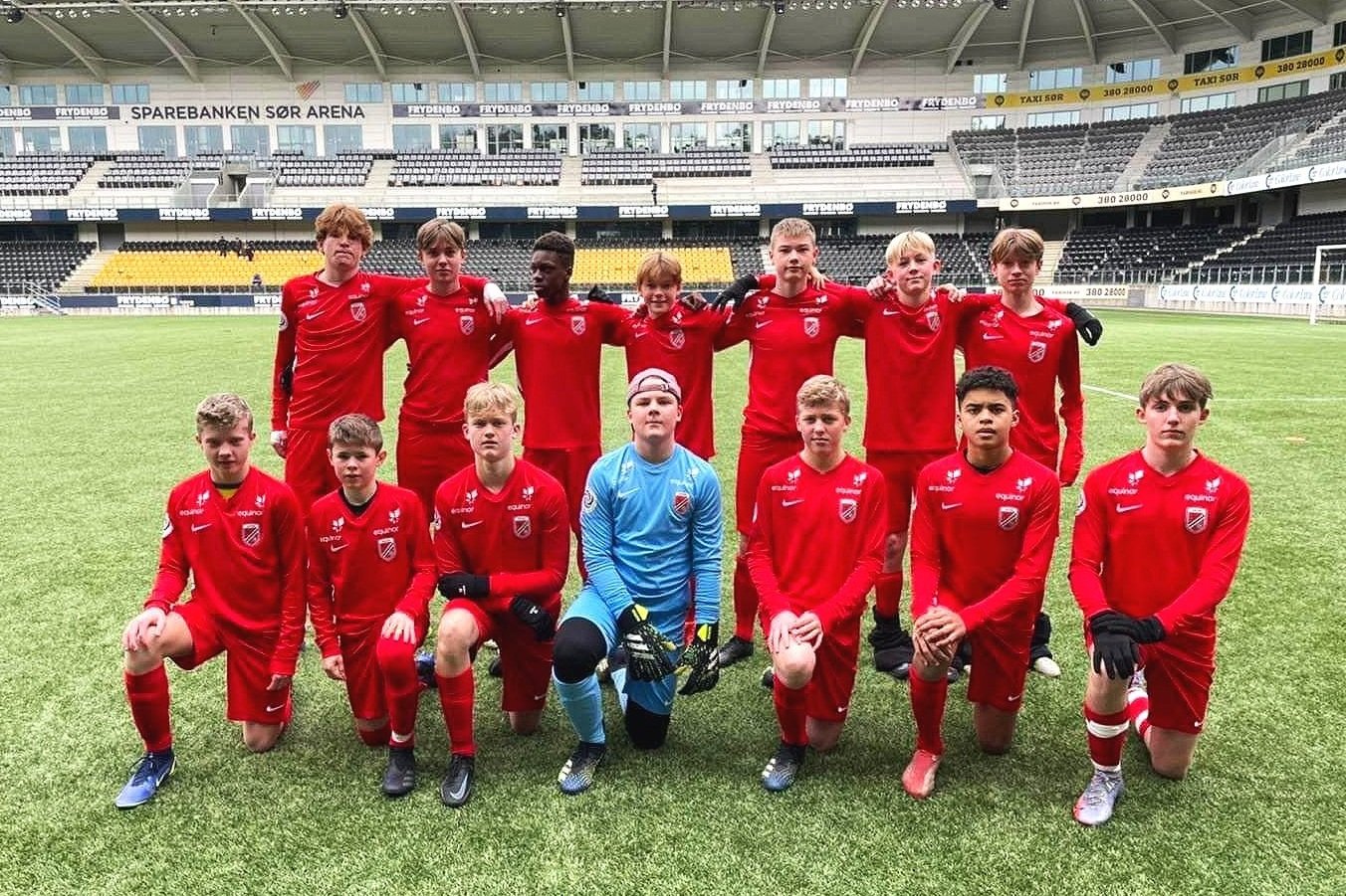 HØYT NIVÅ I UNGDOMSFOTBALLEN