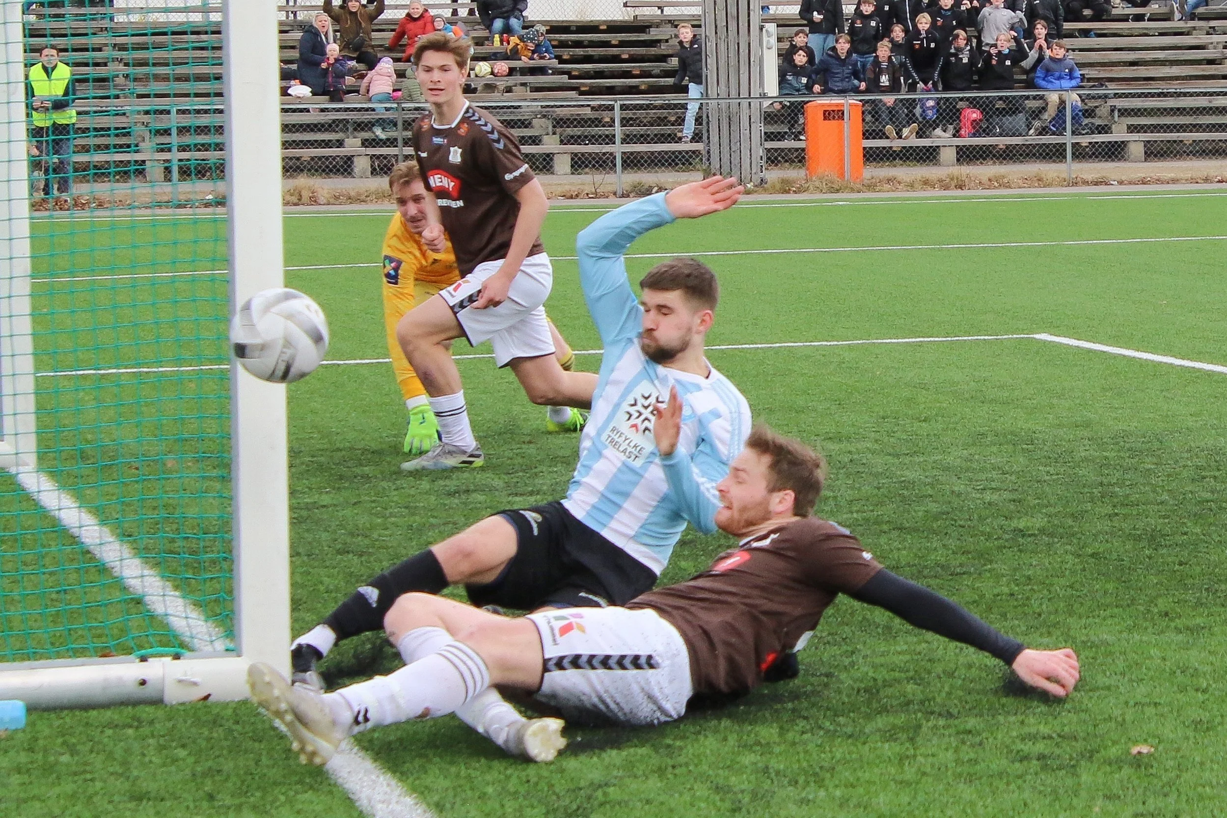 SJANSESLØSERI GA TO TAPTE POENG