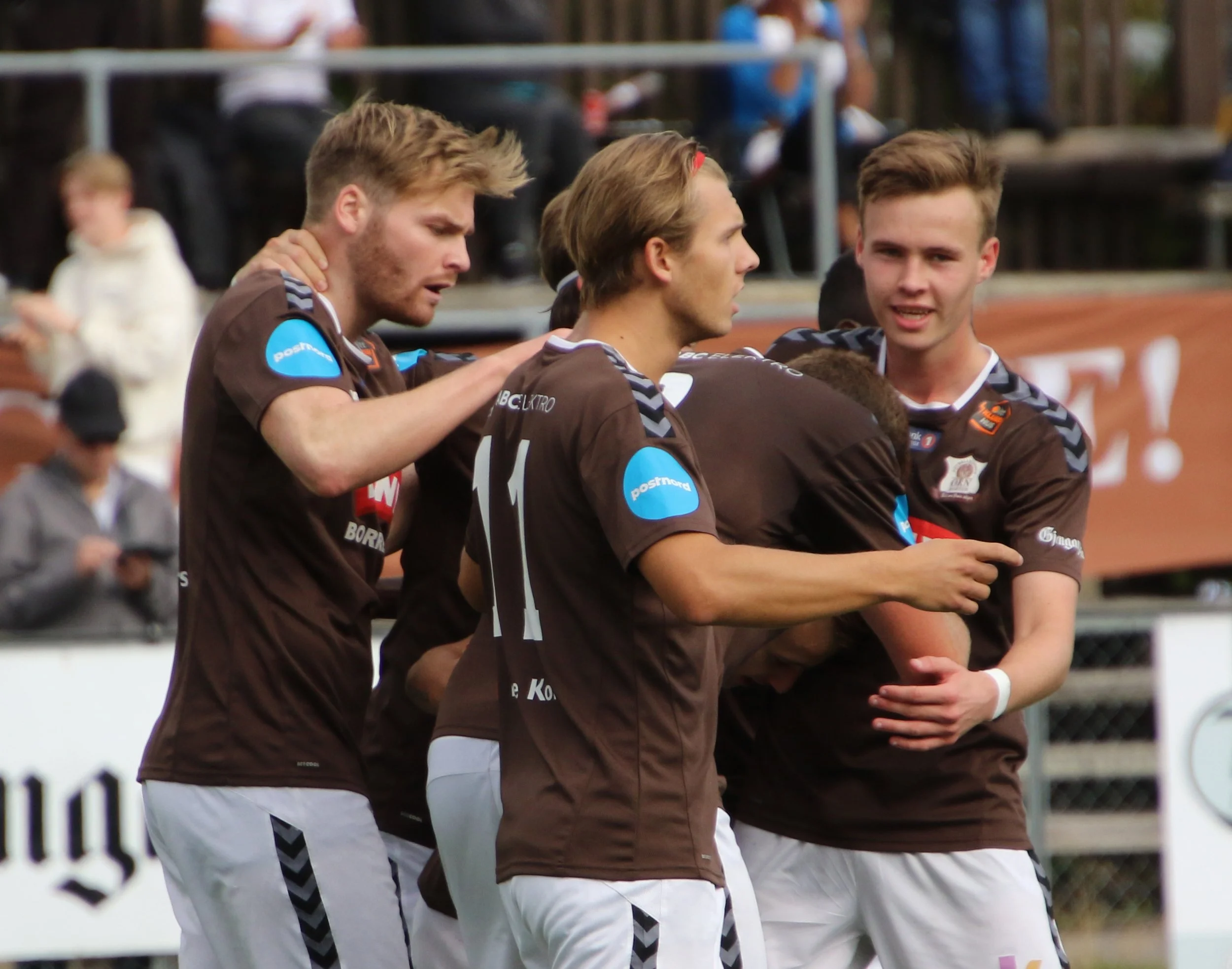 Tidlig lørdagskamp i Lystlunden