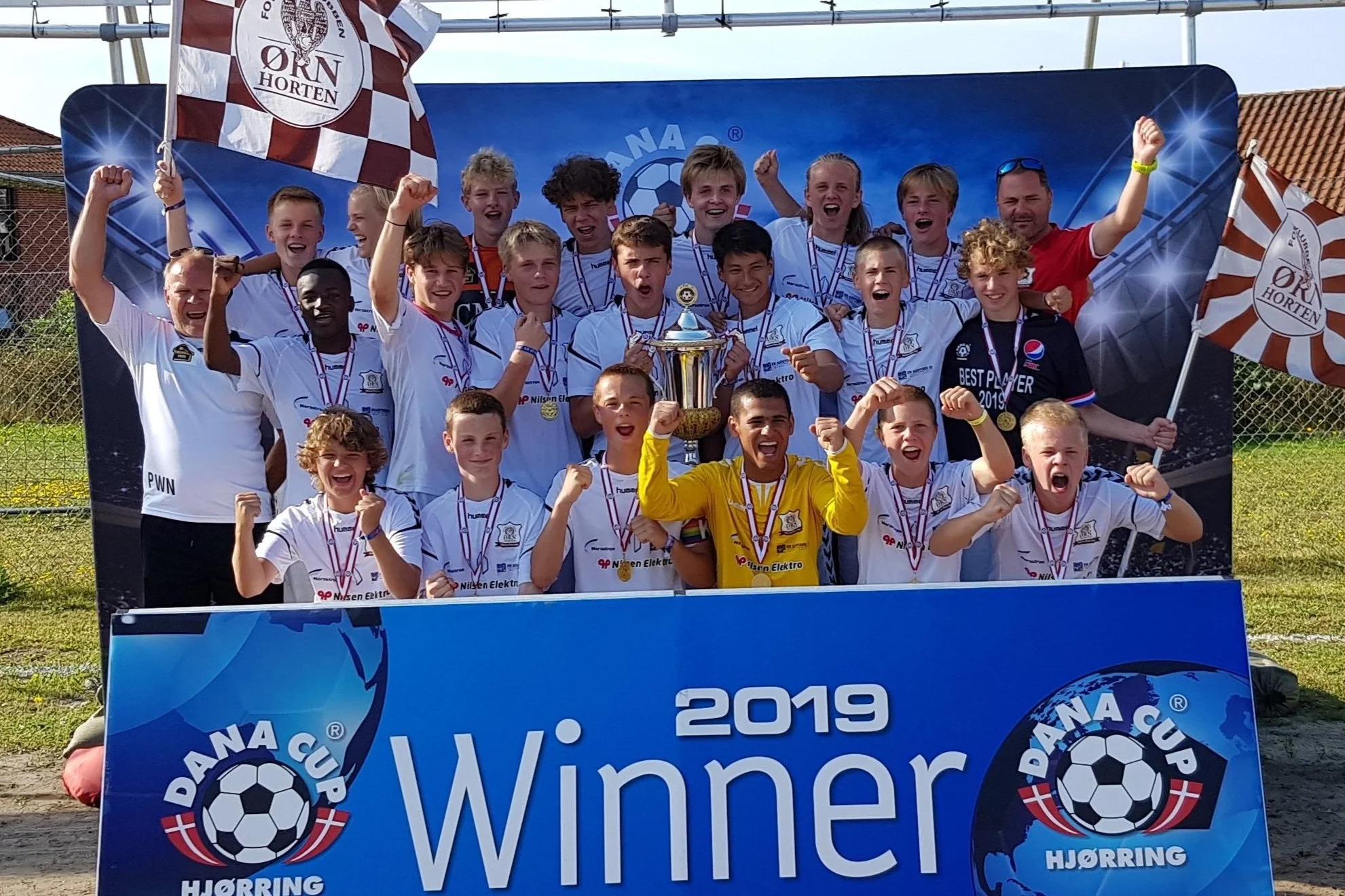 Spennende fotballuke på Danacup