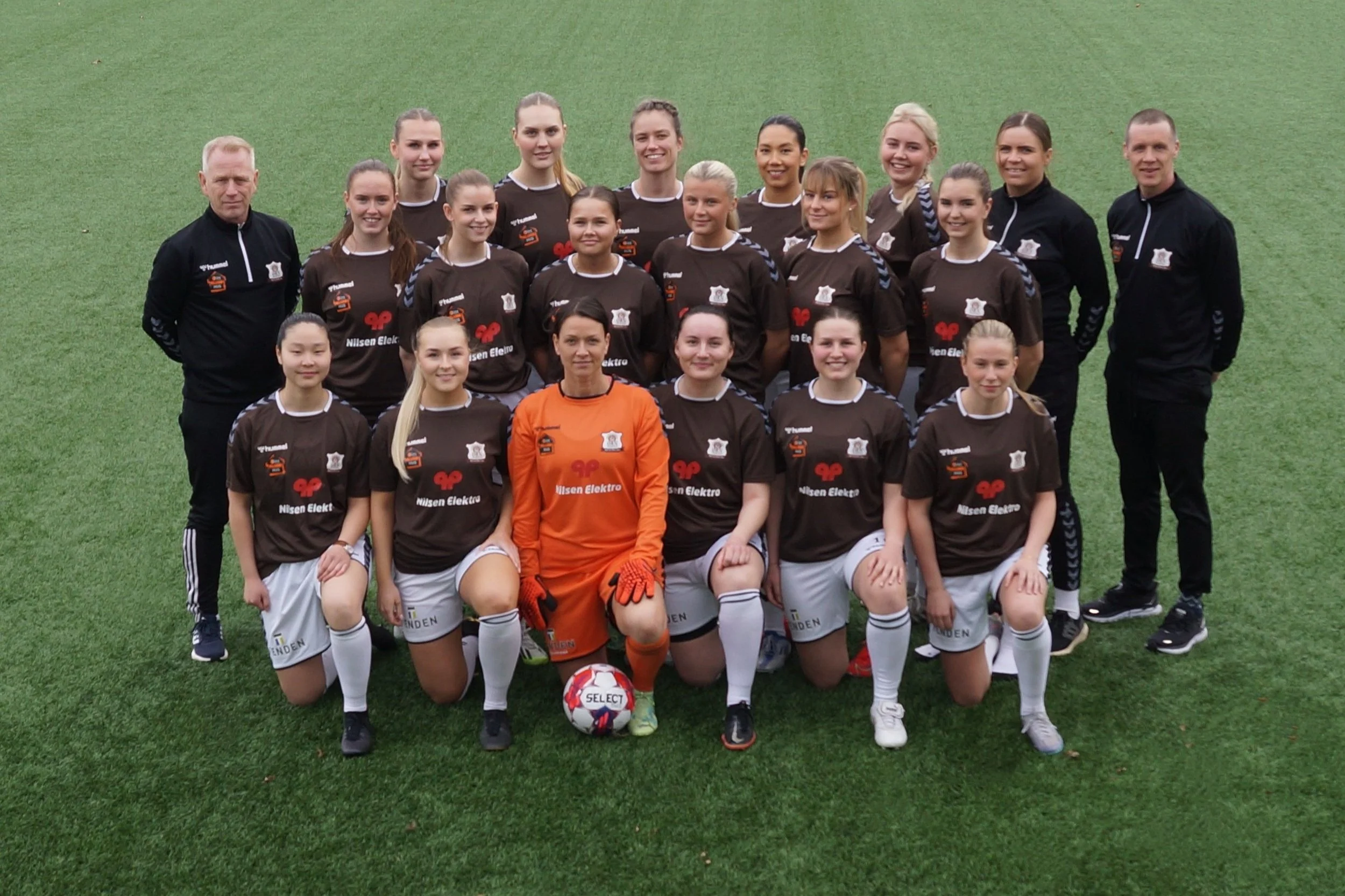 Lag- og spillerbilder for A-lag damer