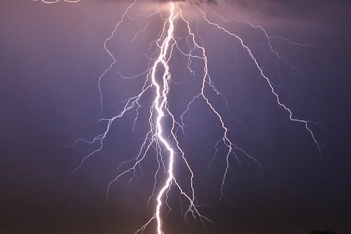 Kl. 14.00 presenteres et lynnedslag av en signering