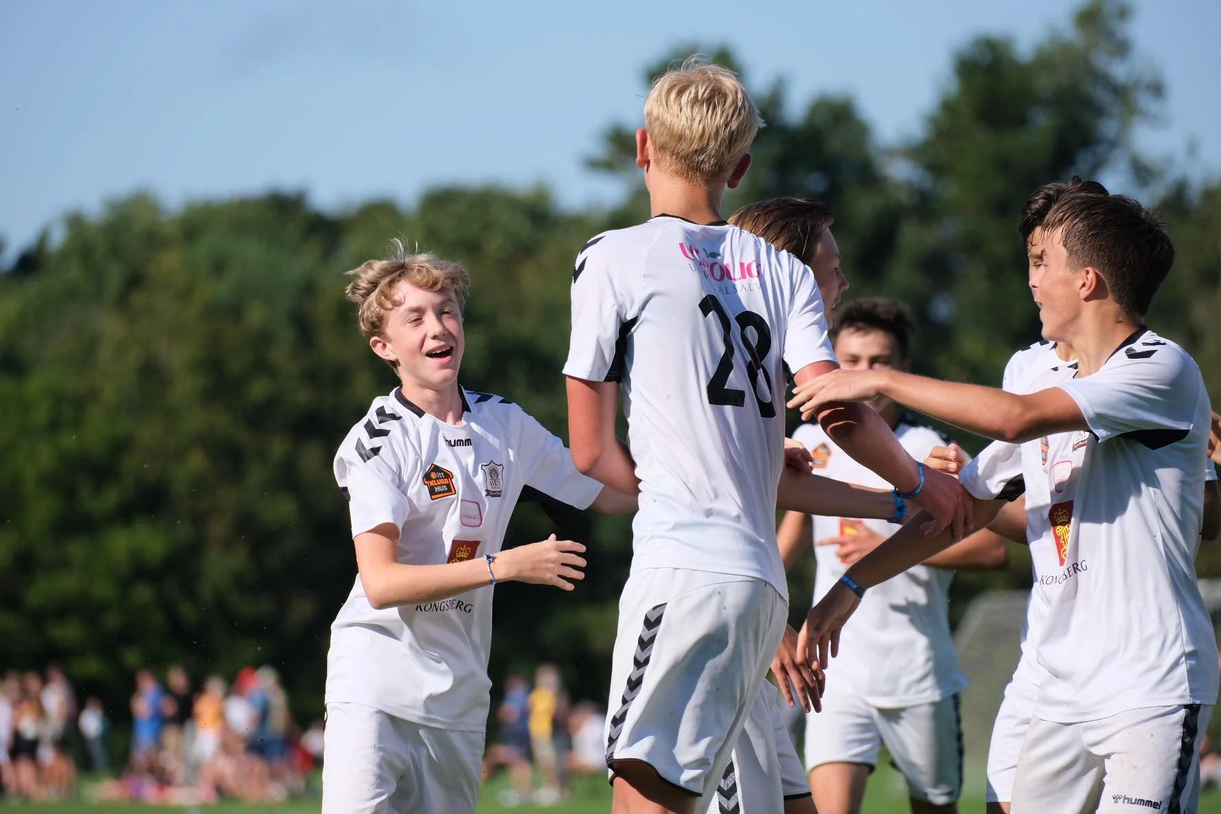 Klar seier og knepent tap for to Ørnlag