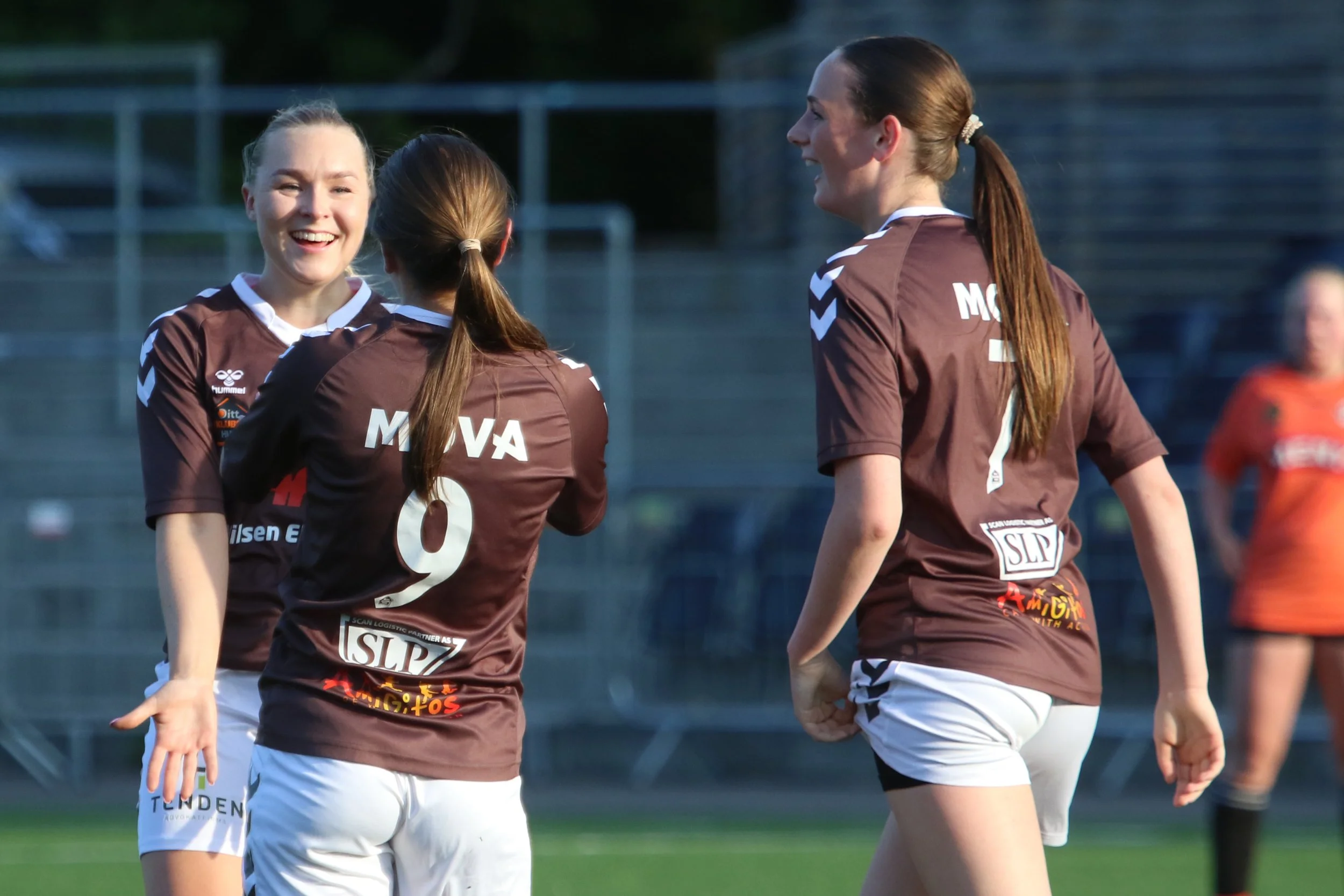 Solid seier over Eik Tønsberg