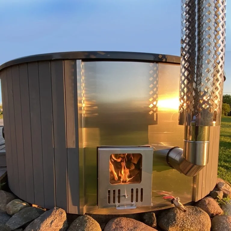 SaunaLife-Model-S4N-wood-fired-hot-tub-finish-768x768.jpg