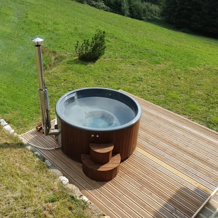 SaunaLife-S4N-Wood-fired-hot-tub-768x768.jpg