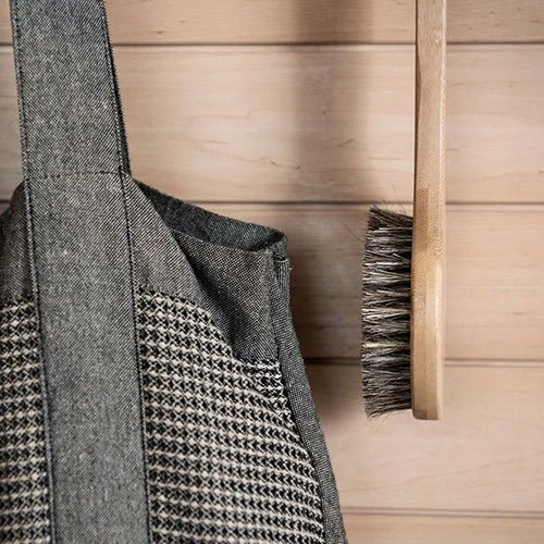 04-Rento-Bath-Brush-Oil-Treated-Bamboo-Natural.jpg
