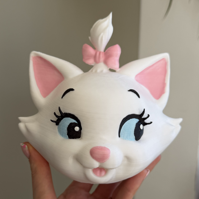 Retro Cartoon Display Box: Marie