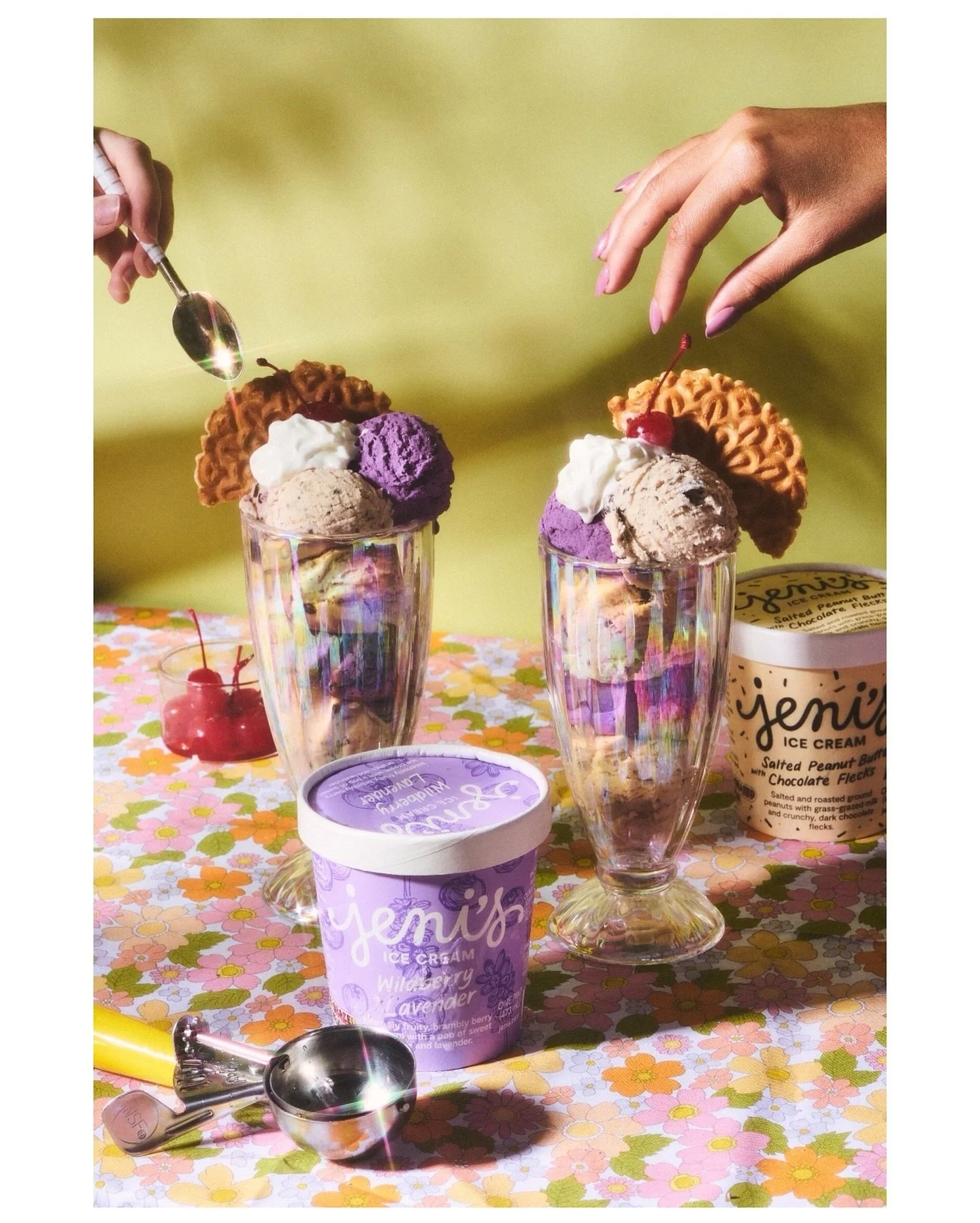 Towering sundaes of @jenisicecream is the only thing helping us survive this summer fever dream 🫶🍦✨
⠀⠀⠀⠀⠀⠀⠀⠀⠀
📸: me
Styling: @kchysmith
Models: @esmelanea @archerboyette