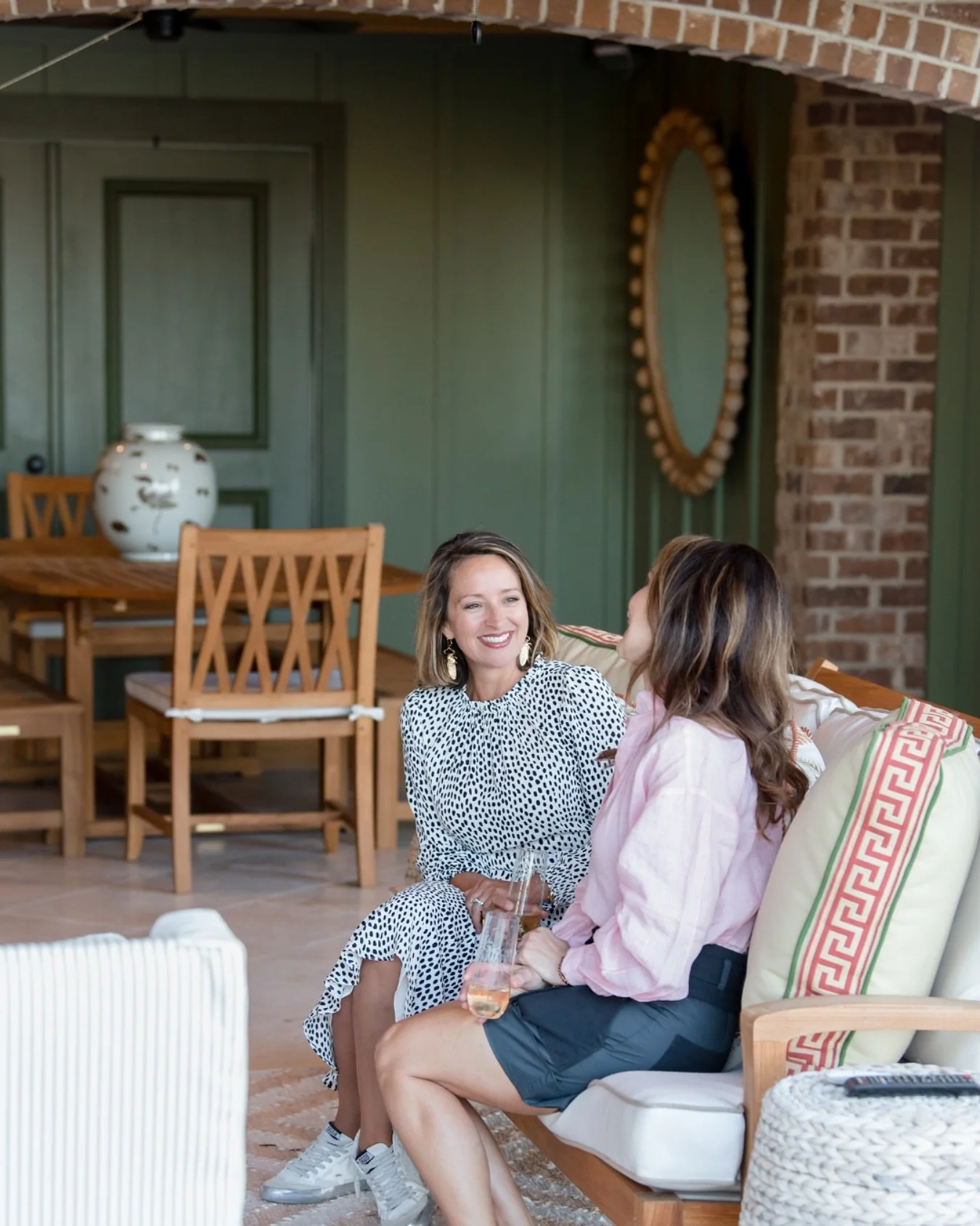 We hope everyone is soaking up this beautiful Sunday, enjoying the fall weather with people you love in spaces that make it memorable.

#wynnepeaceinteriordesign #porchweather #fall #september #exteriordesign #interiordesigner #happysunday