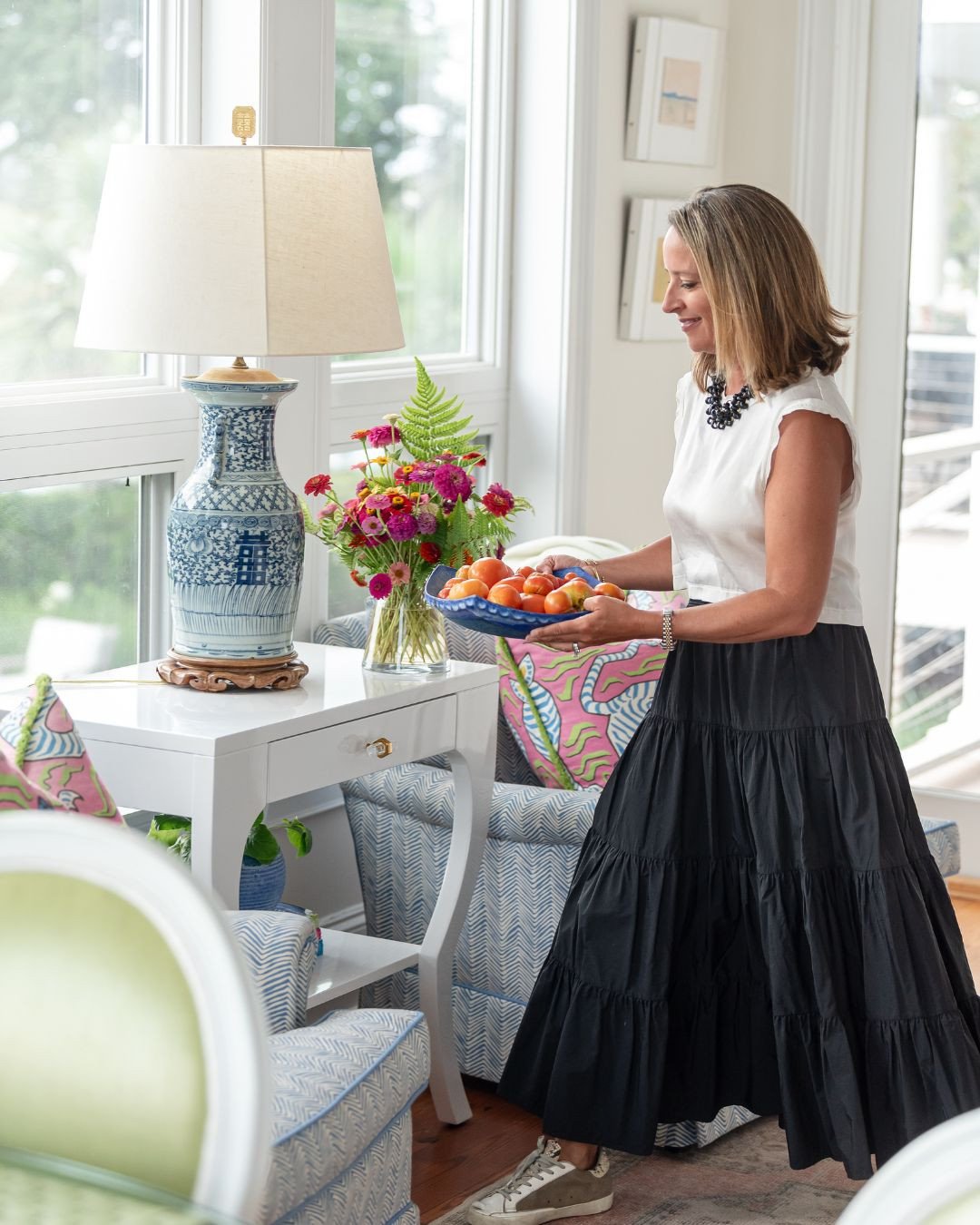 Thanksgiving is just a couple of days away, and here&rsquo;s our reminder that it&rsquo;s the little touches that make a home feel ready. A bowl of citrus, a pop of fall flowers, or a favorite piece styled with intention are easy ways to bring warmth