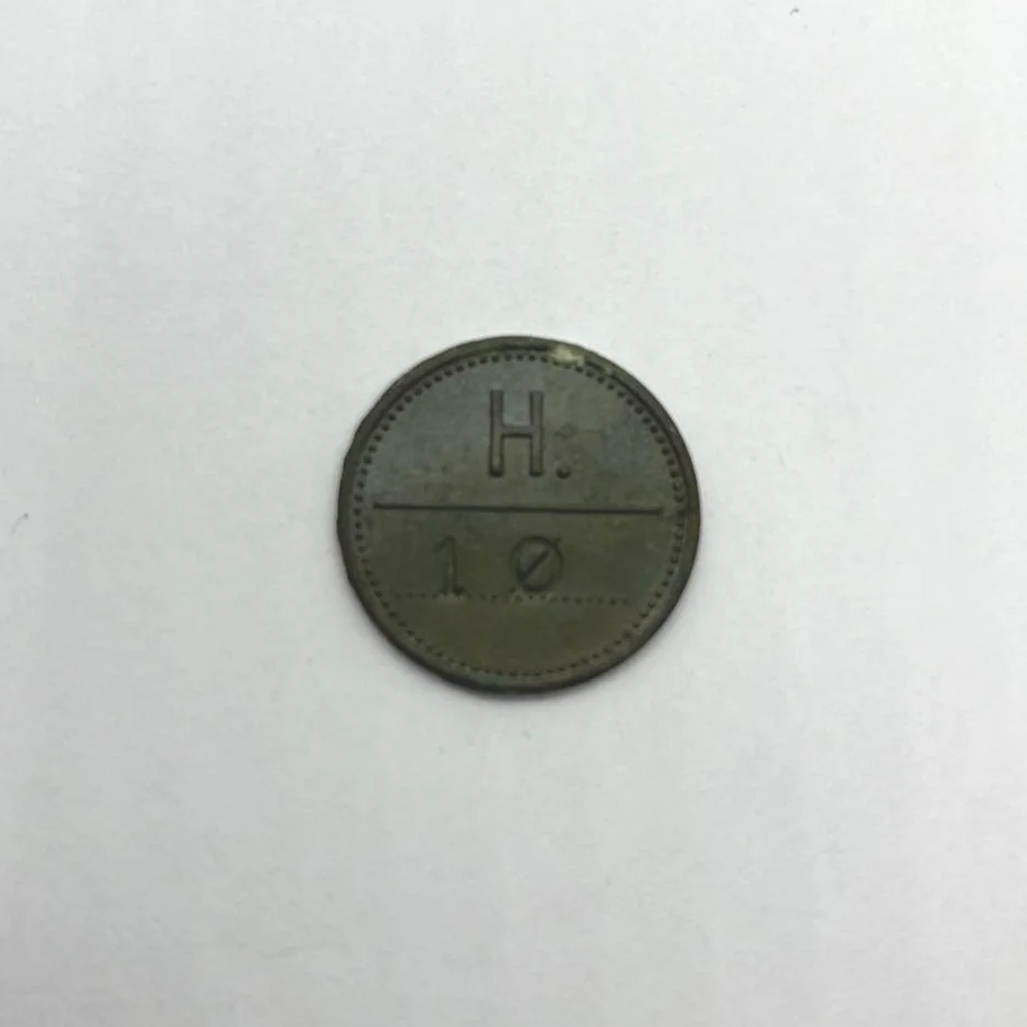 Lot # 77