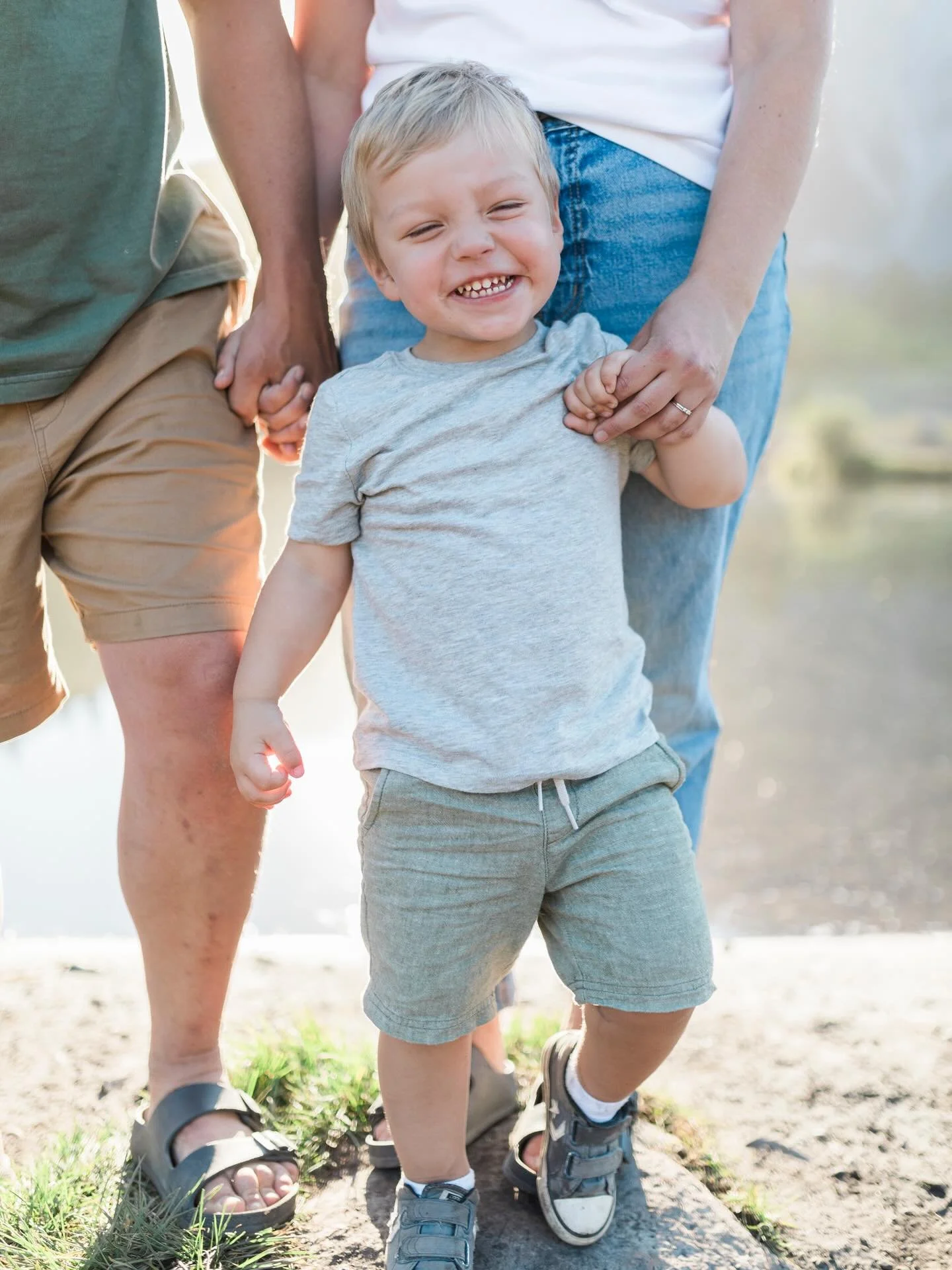 I never used to do families photos, but man as soon as I had my own kids that totally changed. Now bring me all the little kiddos so we can go have an adventure in some nature.