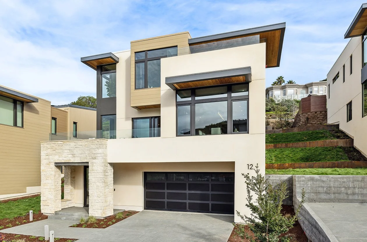 B8 - Unit D - Master Bed@2x - Copy - Copy - Copy.jpg