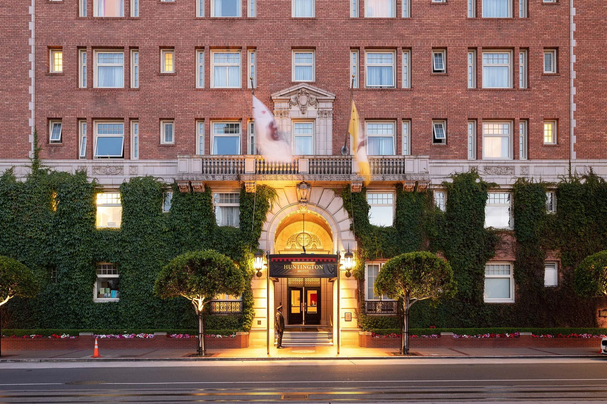 ICONIC HUNTINGTON HOTEL REOPENS IN SAN FRANCISCO