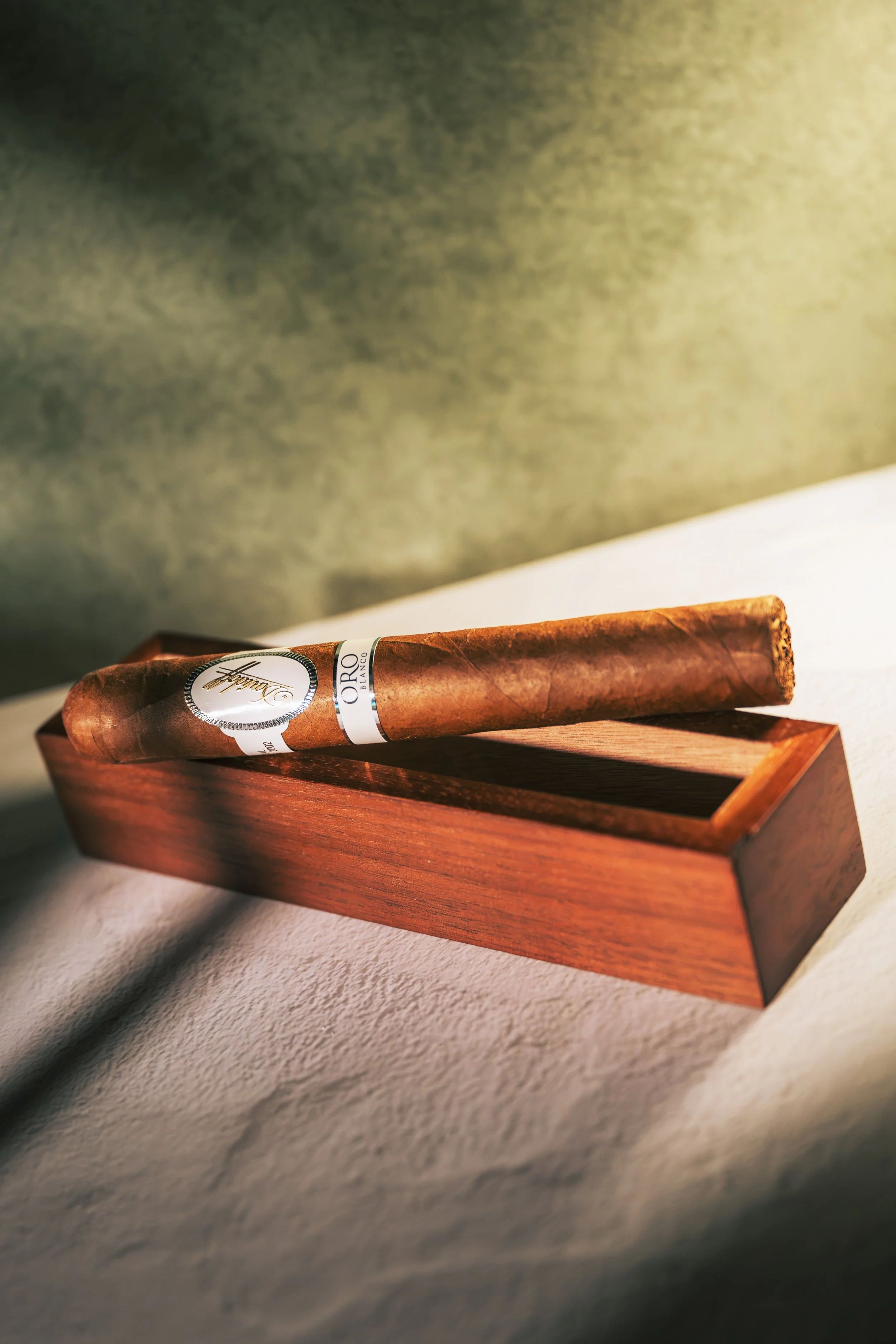 Davidoff-Oro-Blanco-5.jpg
