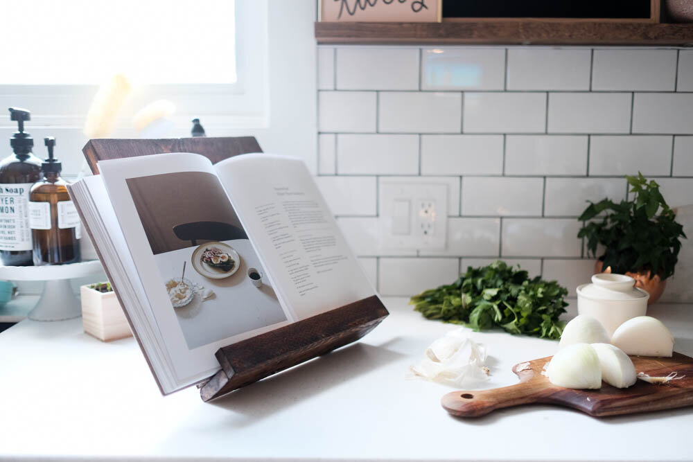 DIY Cookbook Stand