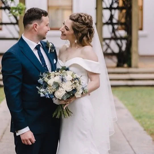 Mia and Jarrod 🤍🩵a few dates left in our 2025 calandar for anyone who is planning their big day. Photo by @melhillphoto #weddingflowers #bridalbouqet #freshflowers #bride #weddingday #love