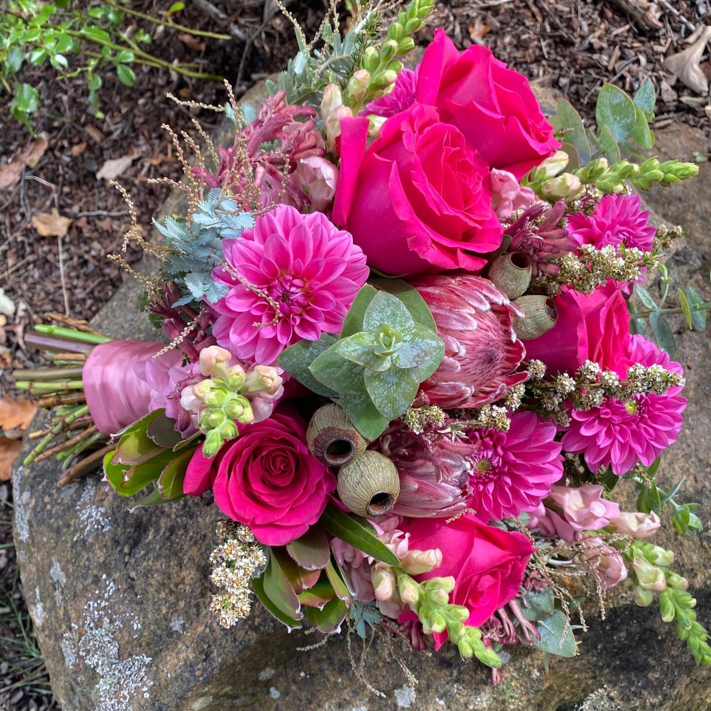 Cherie&rsquo;s bridal bouquet was all about pink ! This was a super fun one to create. Loving all the textures and shades of pink 🩷🌸🤍#bridalbouquet #pink #weddingflowers #freshflowers #brideandgroom