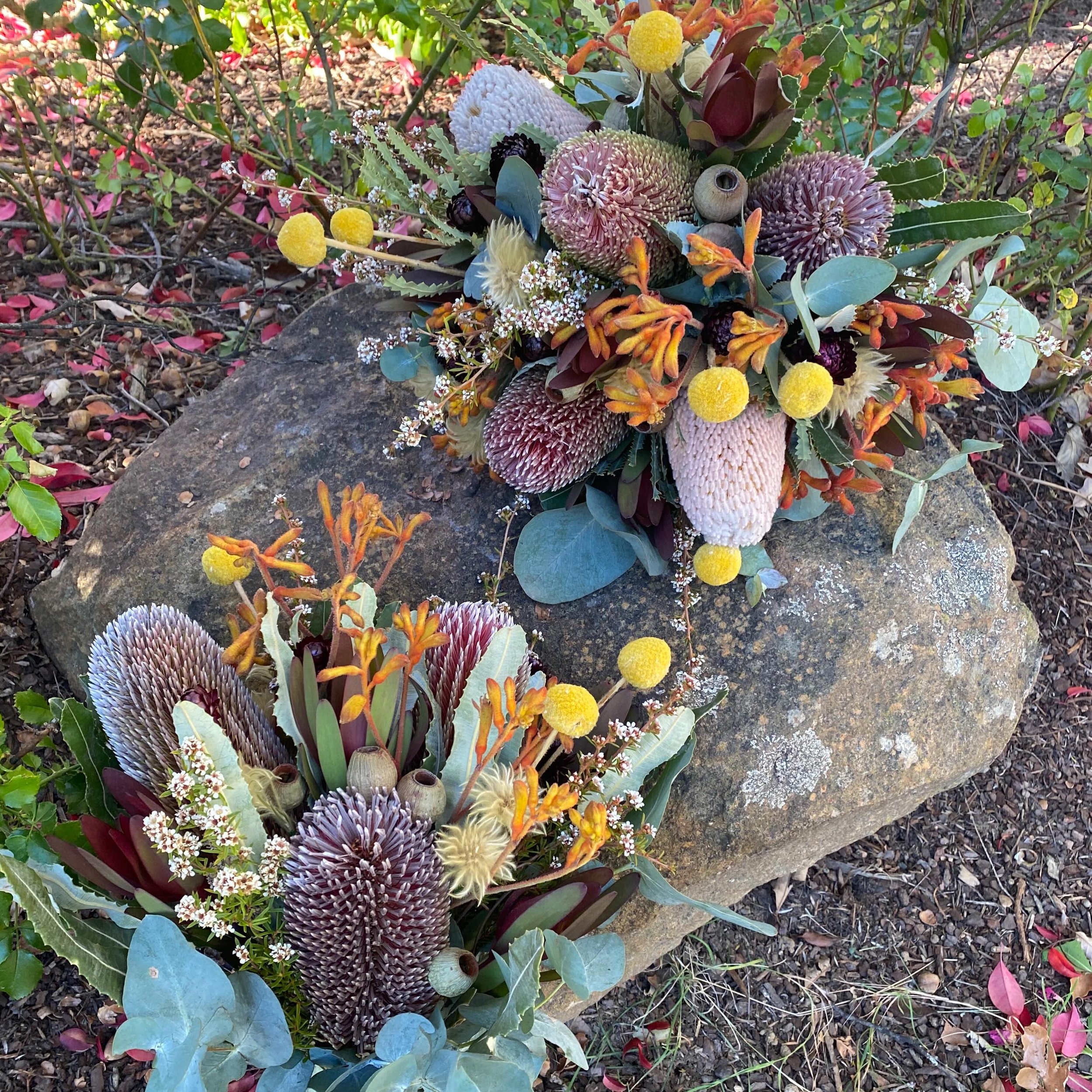 Native flowers are often a favourite for my beautiful brides, loving the pops of yellow 💛🧡#bridetobe #bridalbouquet #weddingday #freshflowers #nativeflowers