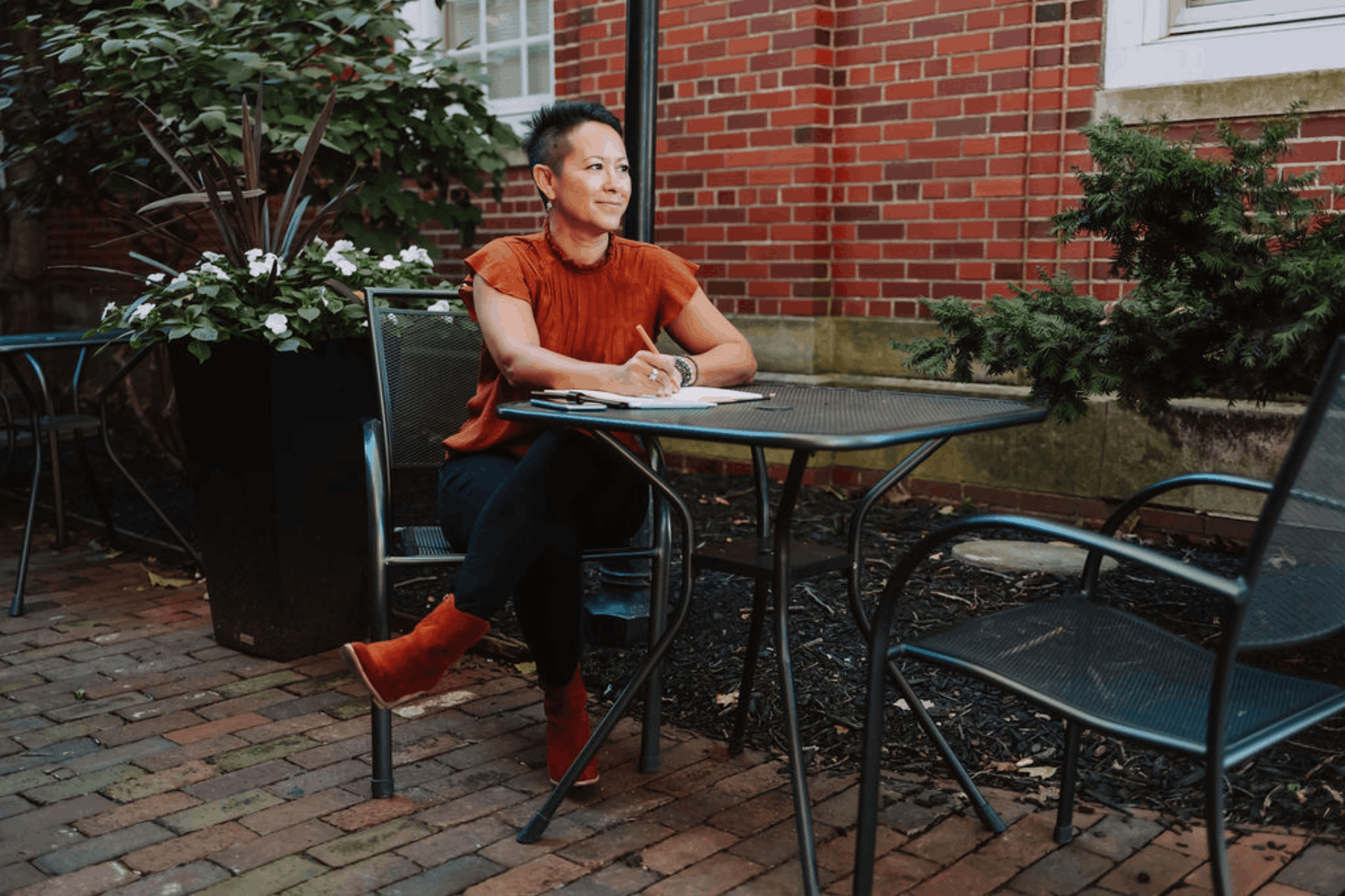 How to Use Instagram to Build an Email List