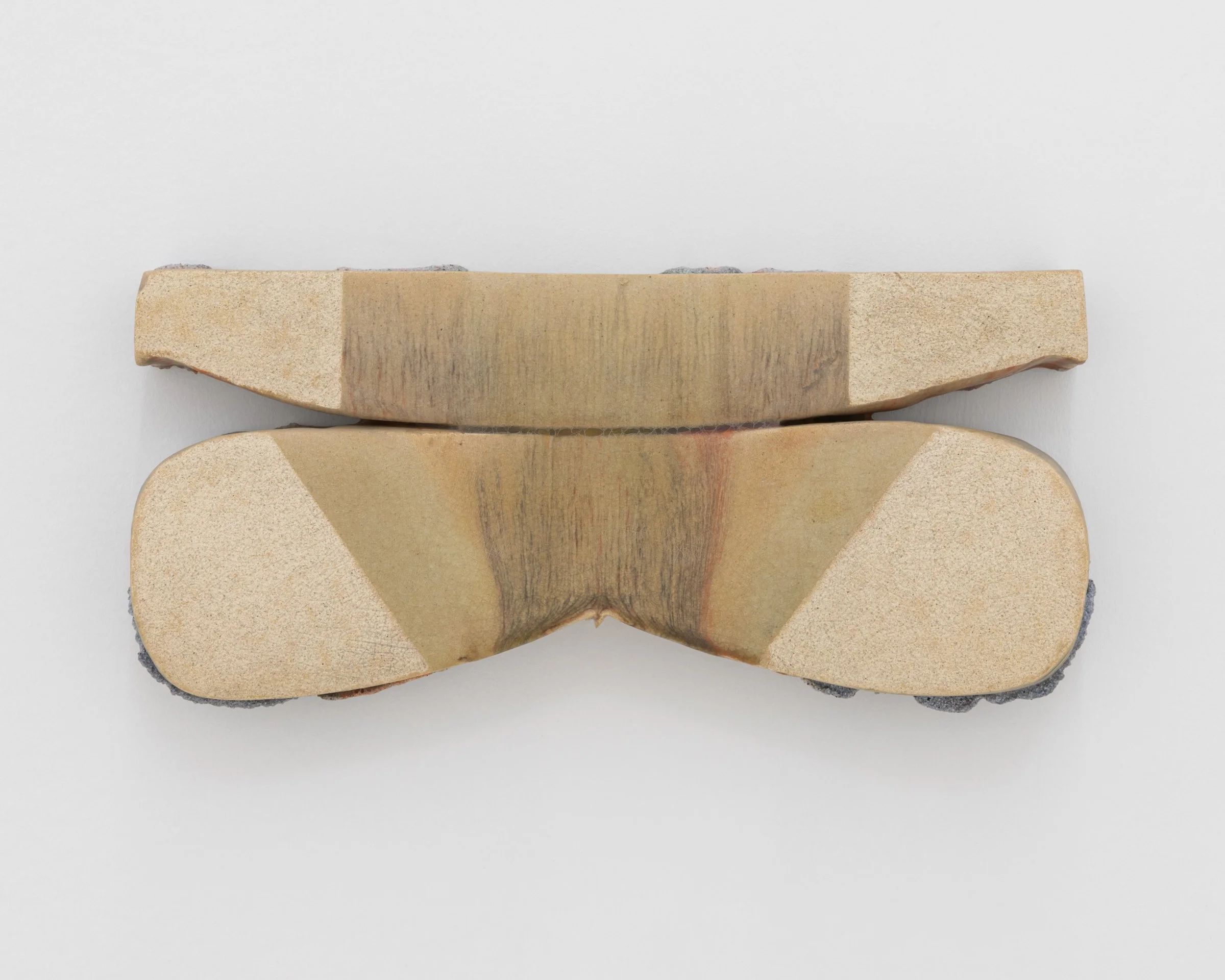 Soaking the chain, 2026. Glazed ceramic, 8 x 17 x 3 in, 20.3 x 43.2 x 7.6 cm